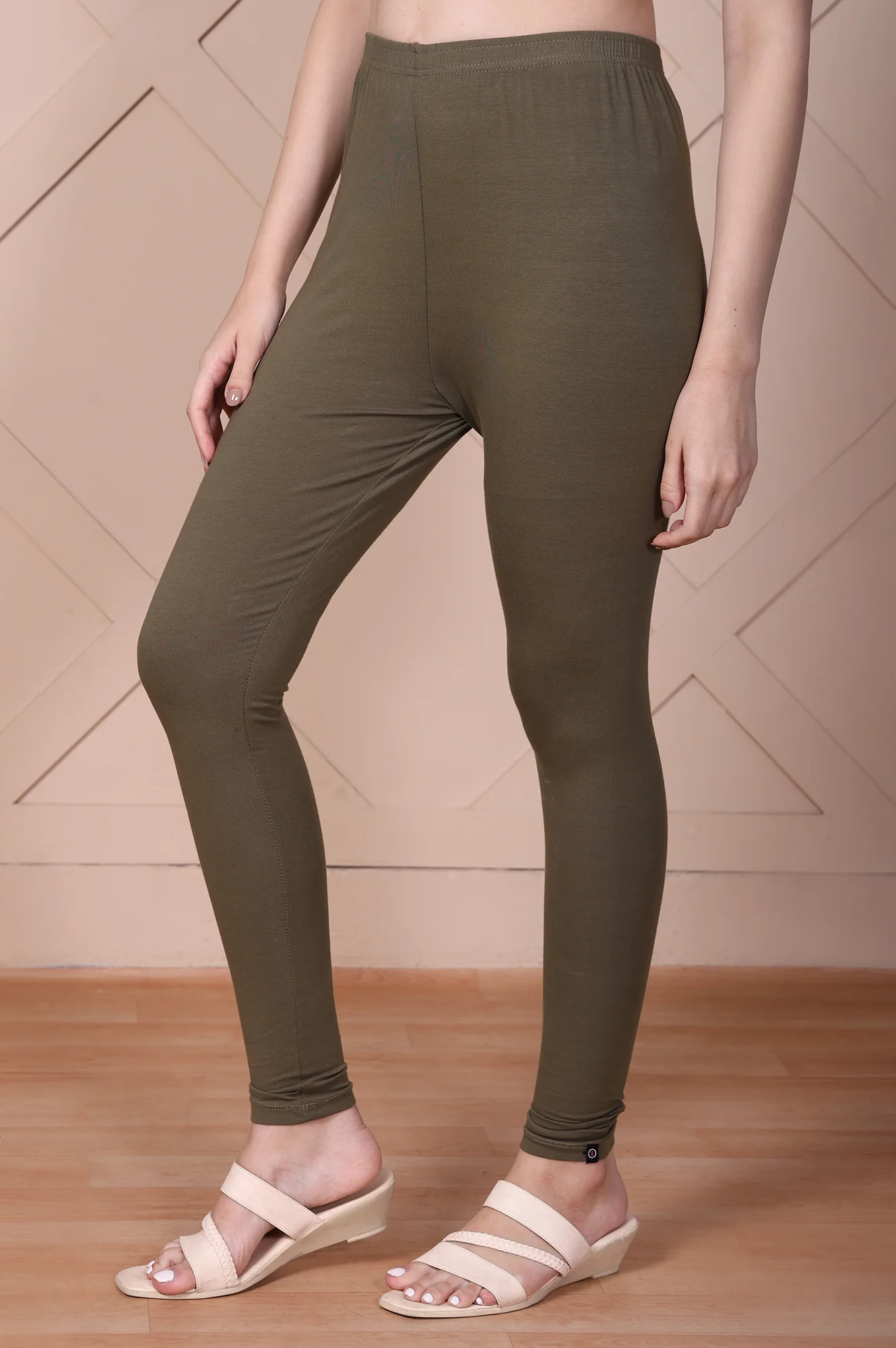 Elleven Women's Olive Green Skinny Fit Ankle Length Cotton Tights - Image 2