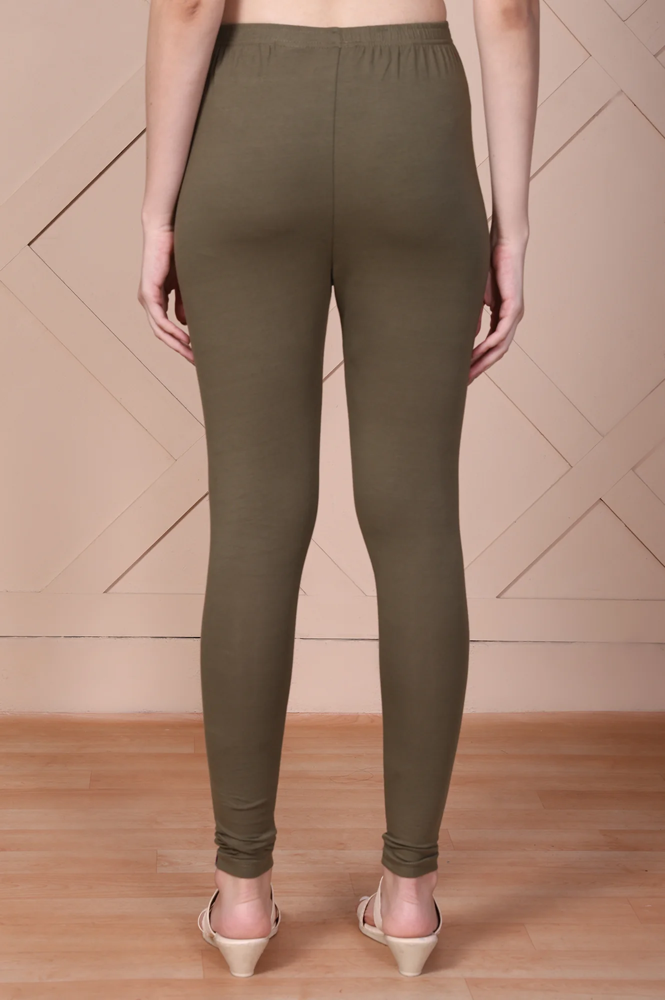 Elleven Women's Olive Green Skinny Fit Ankle Length Cotton Tights - Image 4