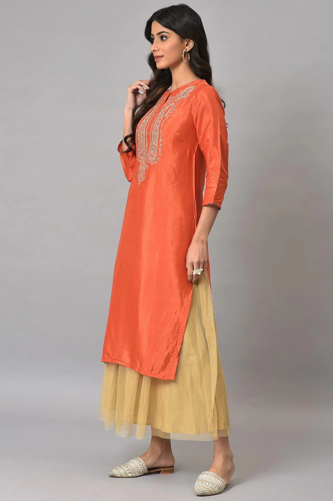 Orange Embroidered Festive kurta With Golden Mesh Skirt - Image 3