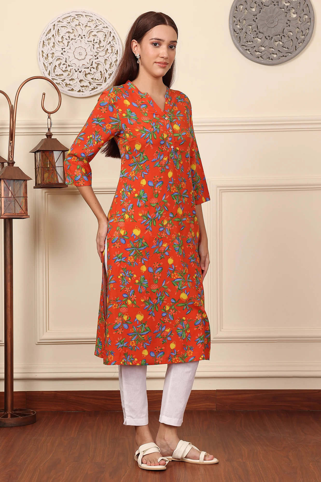 Orange Floral Printed Rayon Straight Kurta - Image 4
