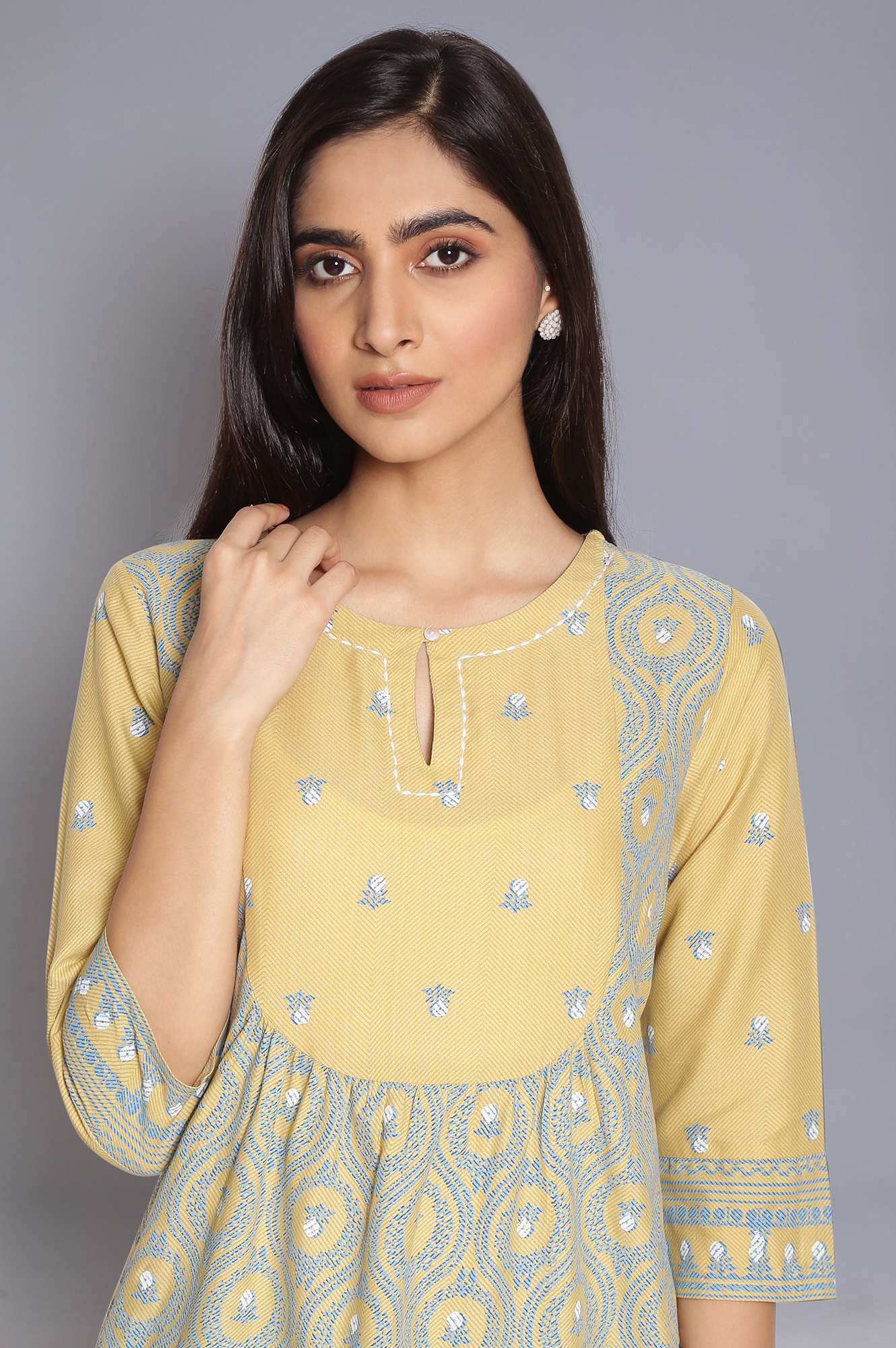 Pale Yellow and Stone Blue kurta - Image 5
