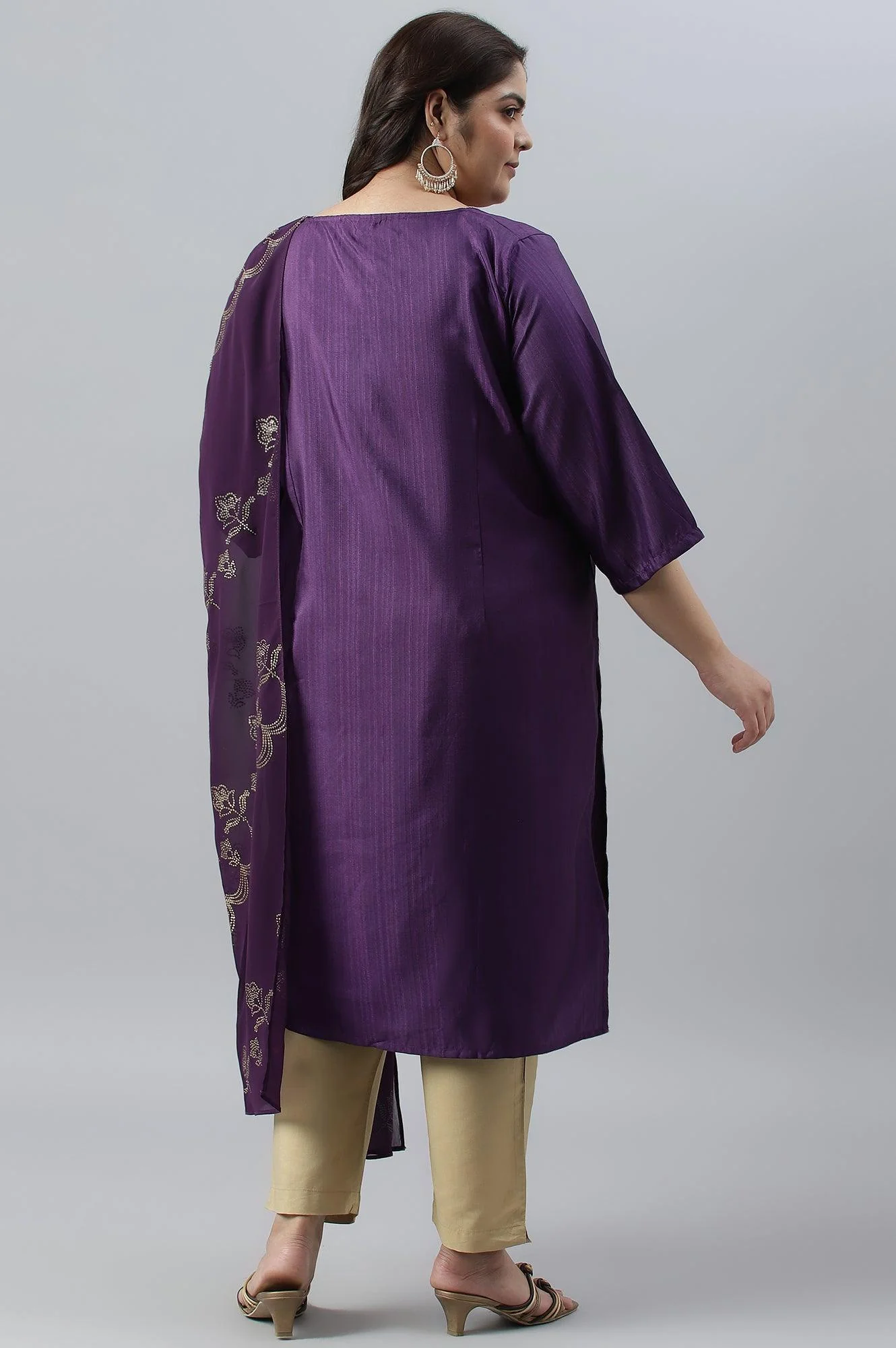 Pdeep Purple Karnatka Silk Plus Size kurta With Green Slim Pants And Mukaish Dupatta - Image 2