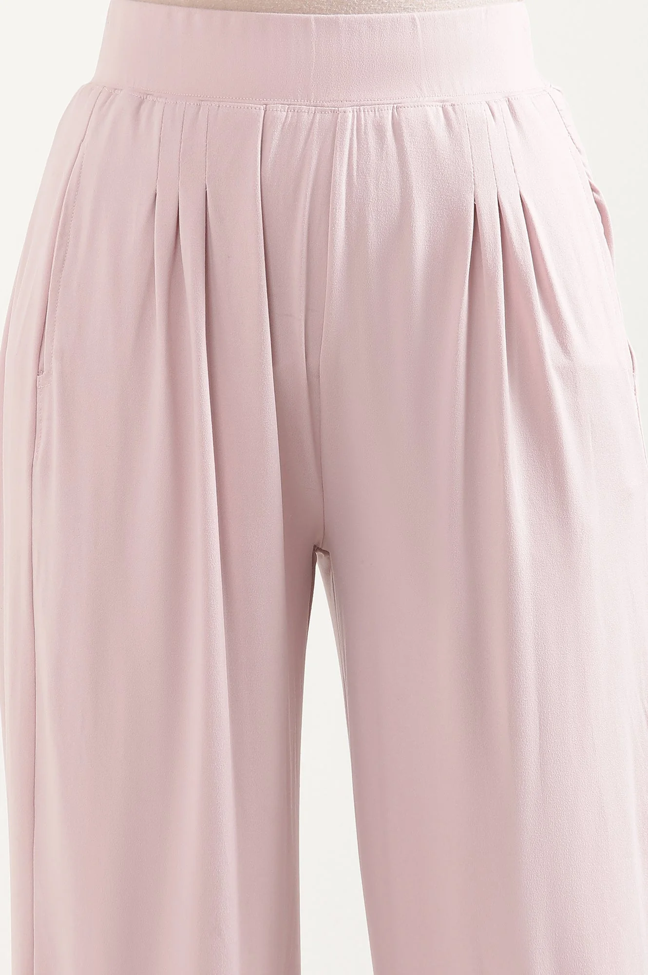 Elleven Women's Light Pink Solid Loose Fit Pants With Pleated Detail - Image 6