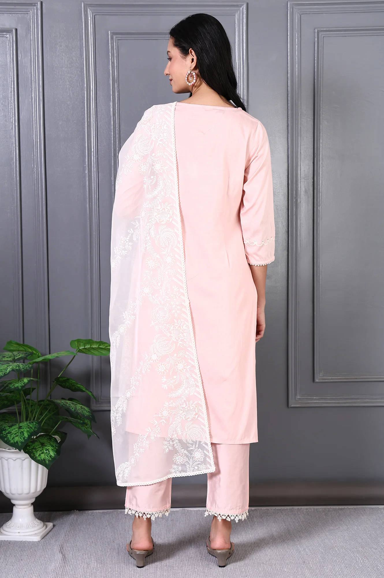 Peach Printed Thread Embroidered A-line Kurta Set - Image 5