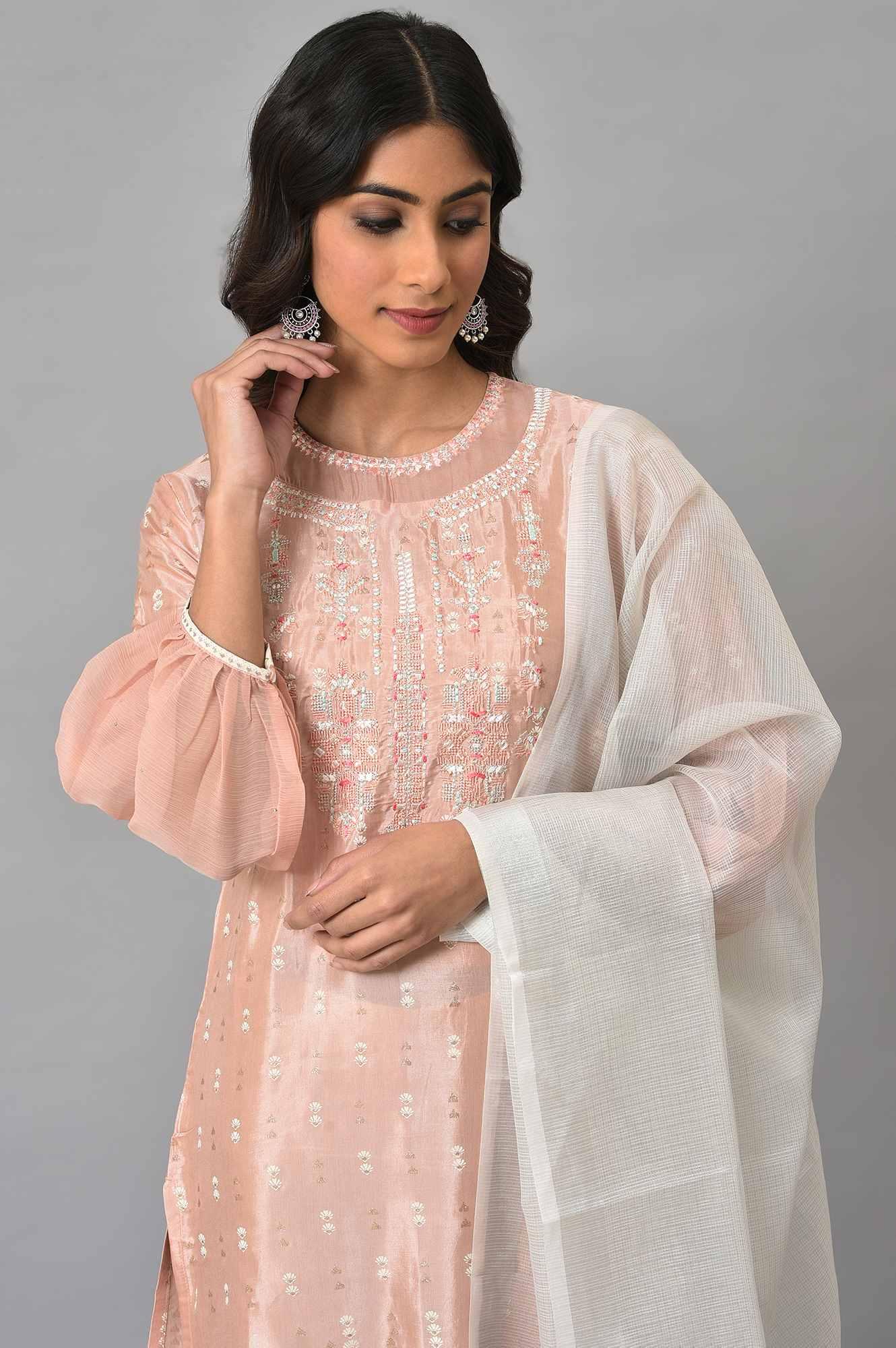 Peach Shantung Embroidered kurta With Silver Slim Pants And Kota Dupatta - Image 5