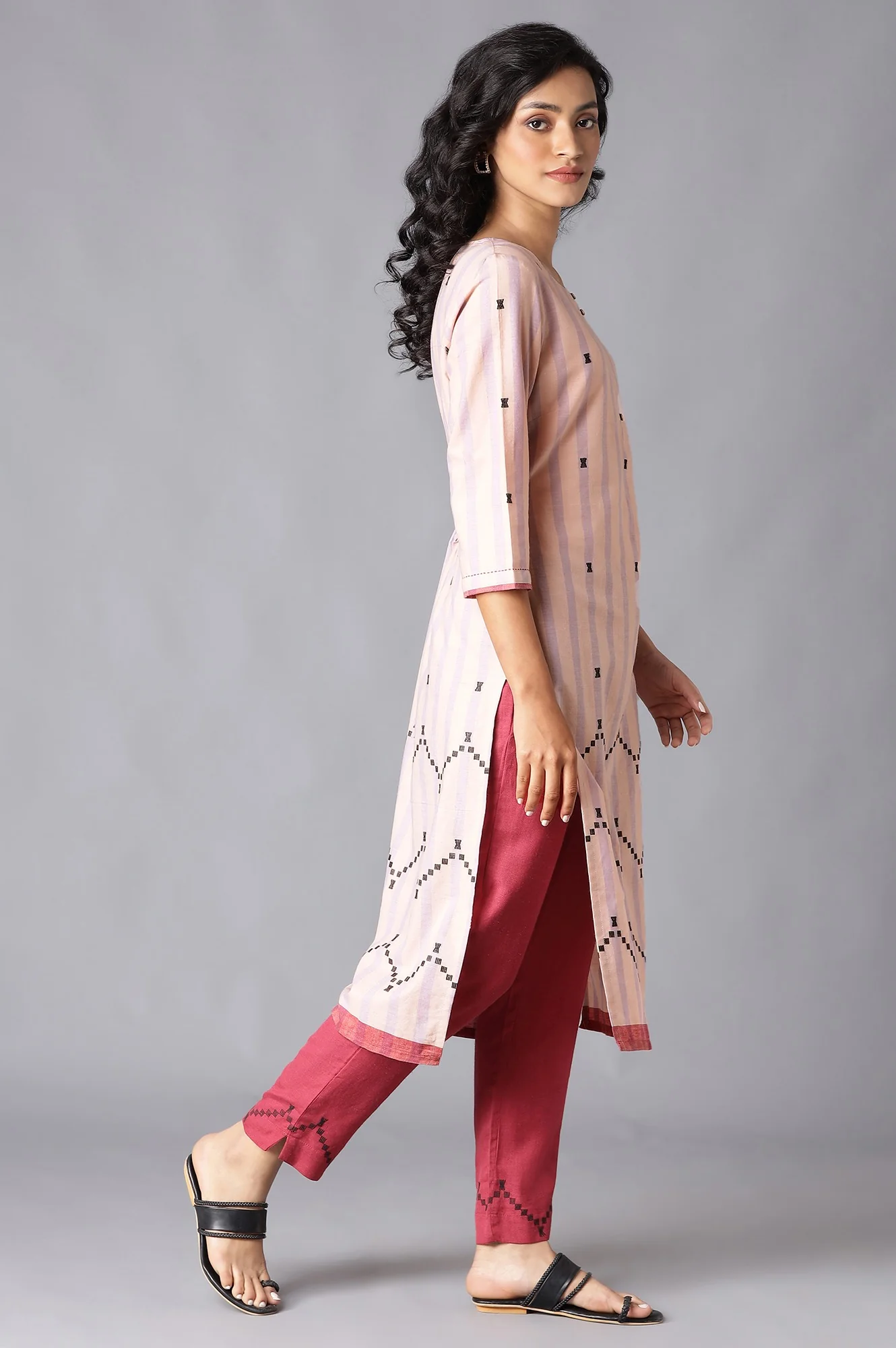 Peach Striped Cotton Dobby kurta In Round Neck - Image 4