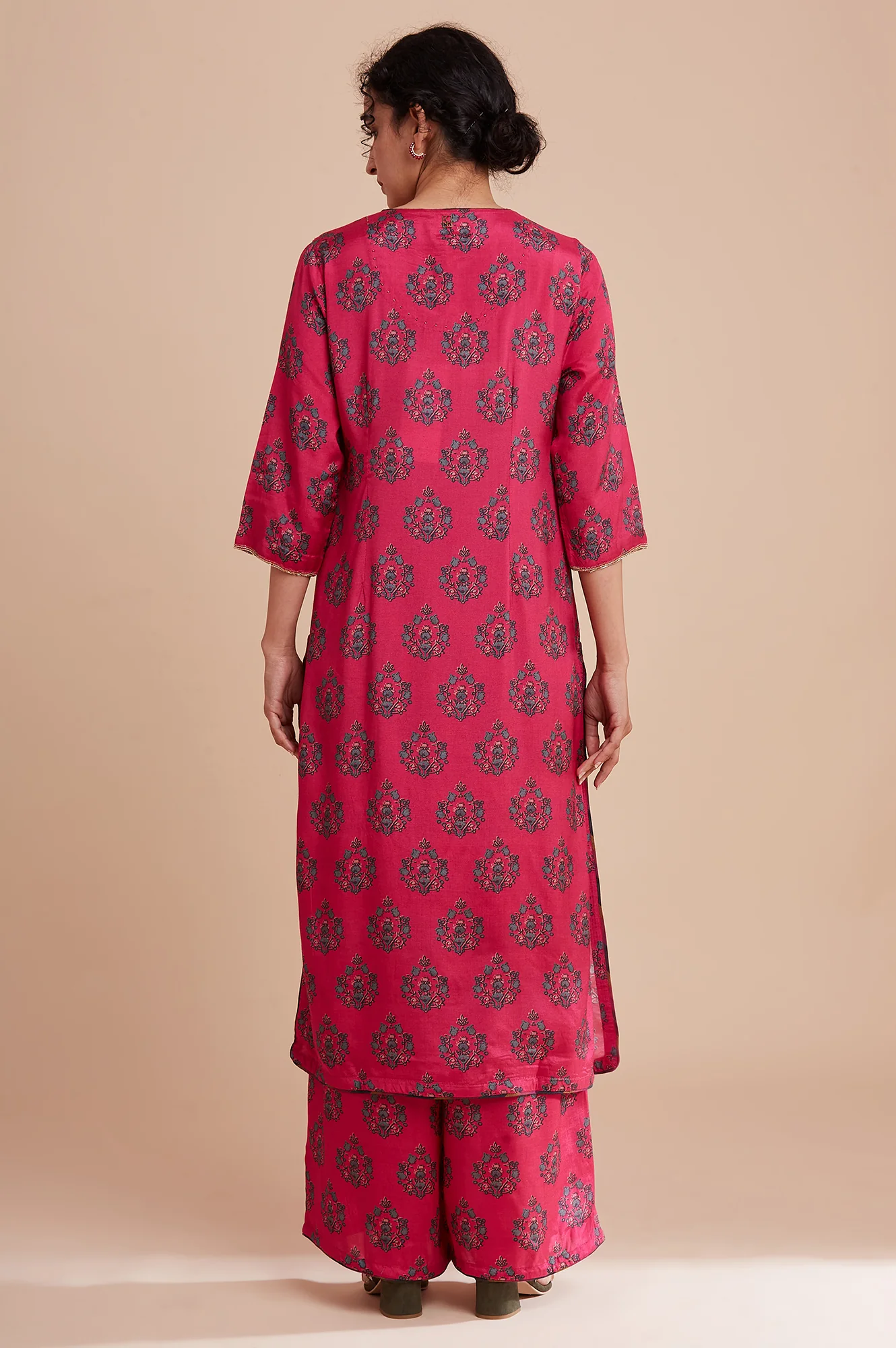 Pink All-Over Buti Print kurta - Image 2