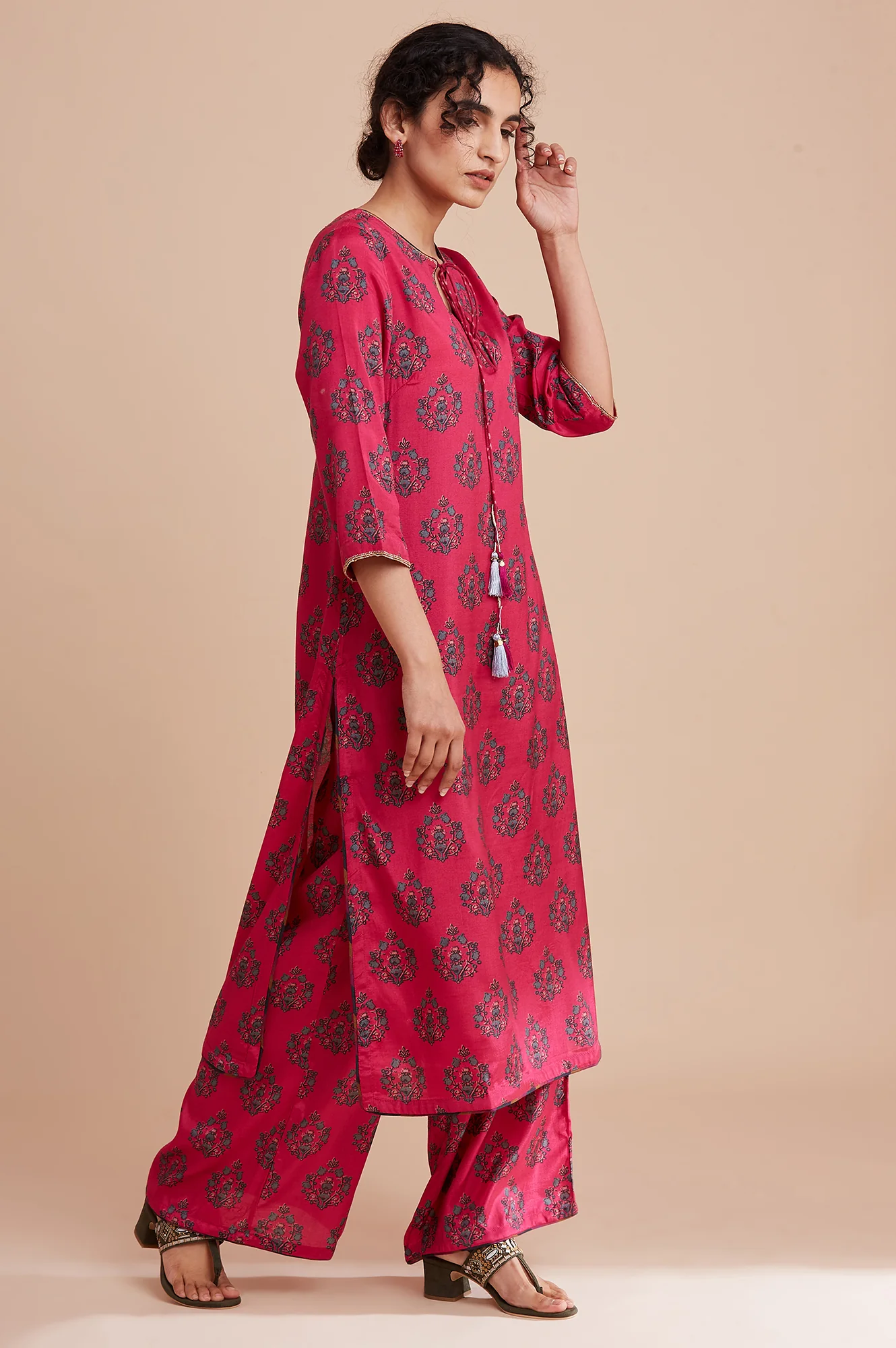 Pink All-Over Buti Print kurta - Image 4
