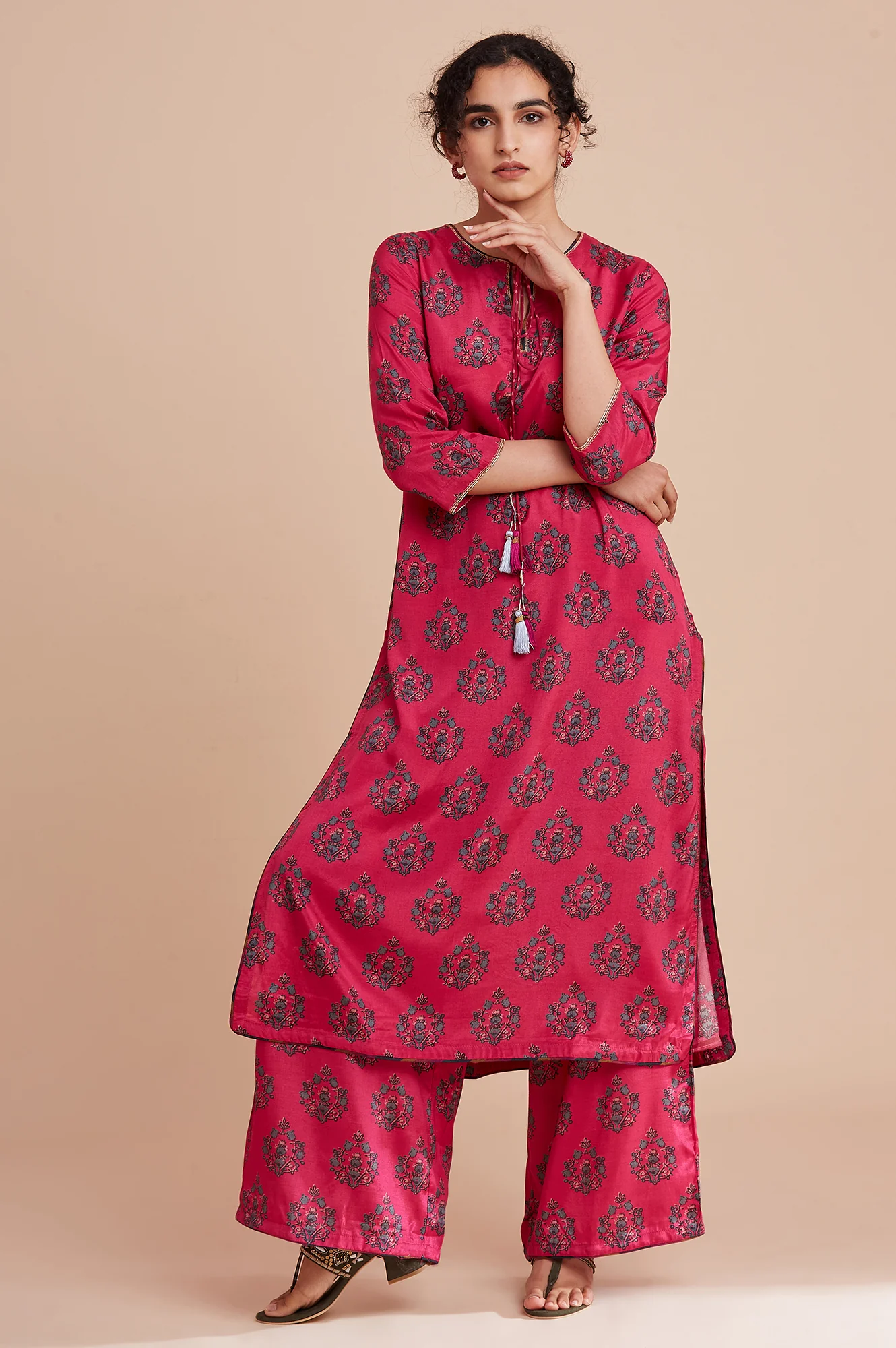 Pink All-Over Buti Print kurta - Image 5
