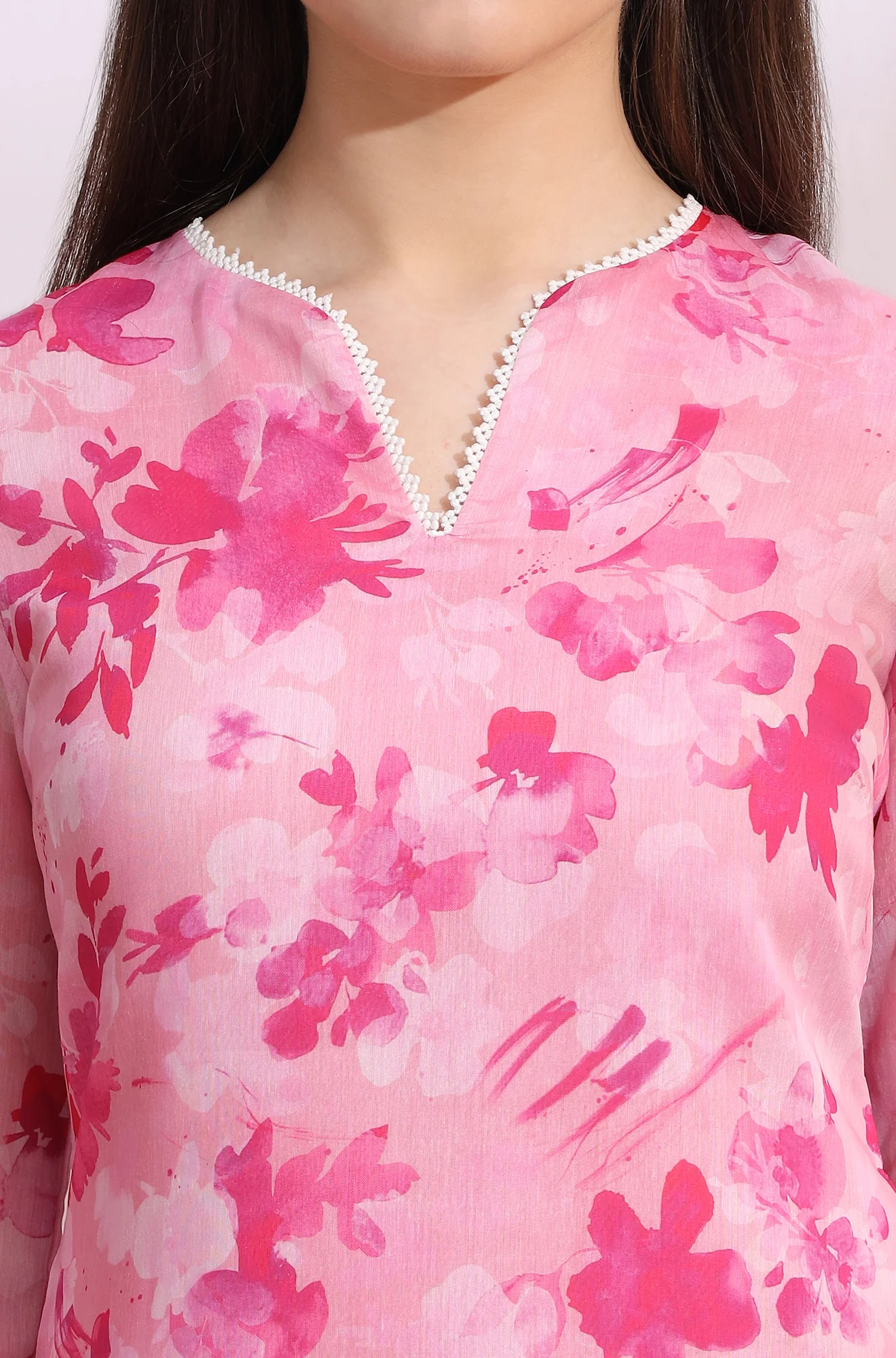Pink Bold Floral Printed Pure Cotton Straight Kurta with Lace - Image 4