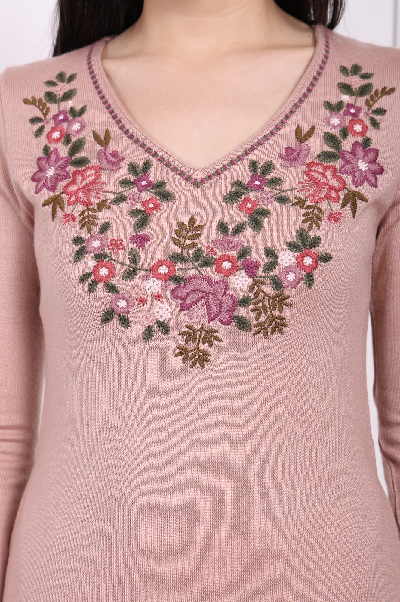 Pink Embroidered Straight Acrylic Winter Kurta - Image 3