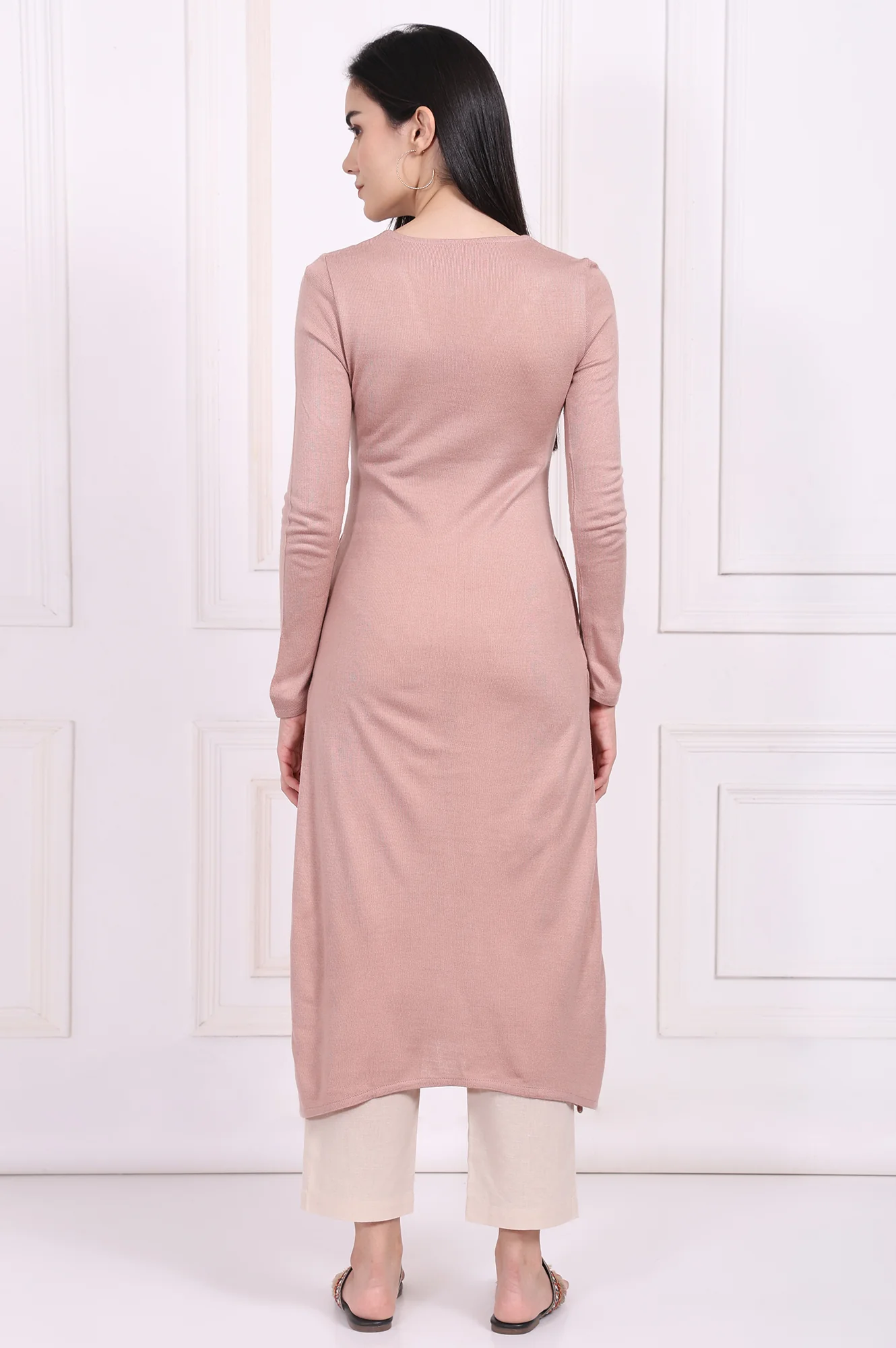 Pink Embroidered Straight Acrylic Winter Kurta - Image 5
