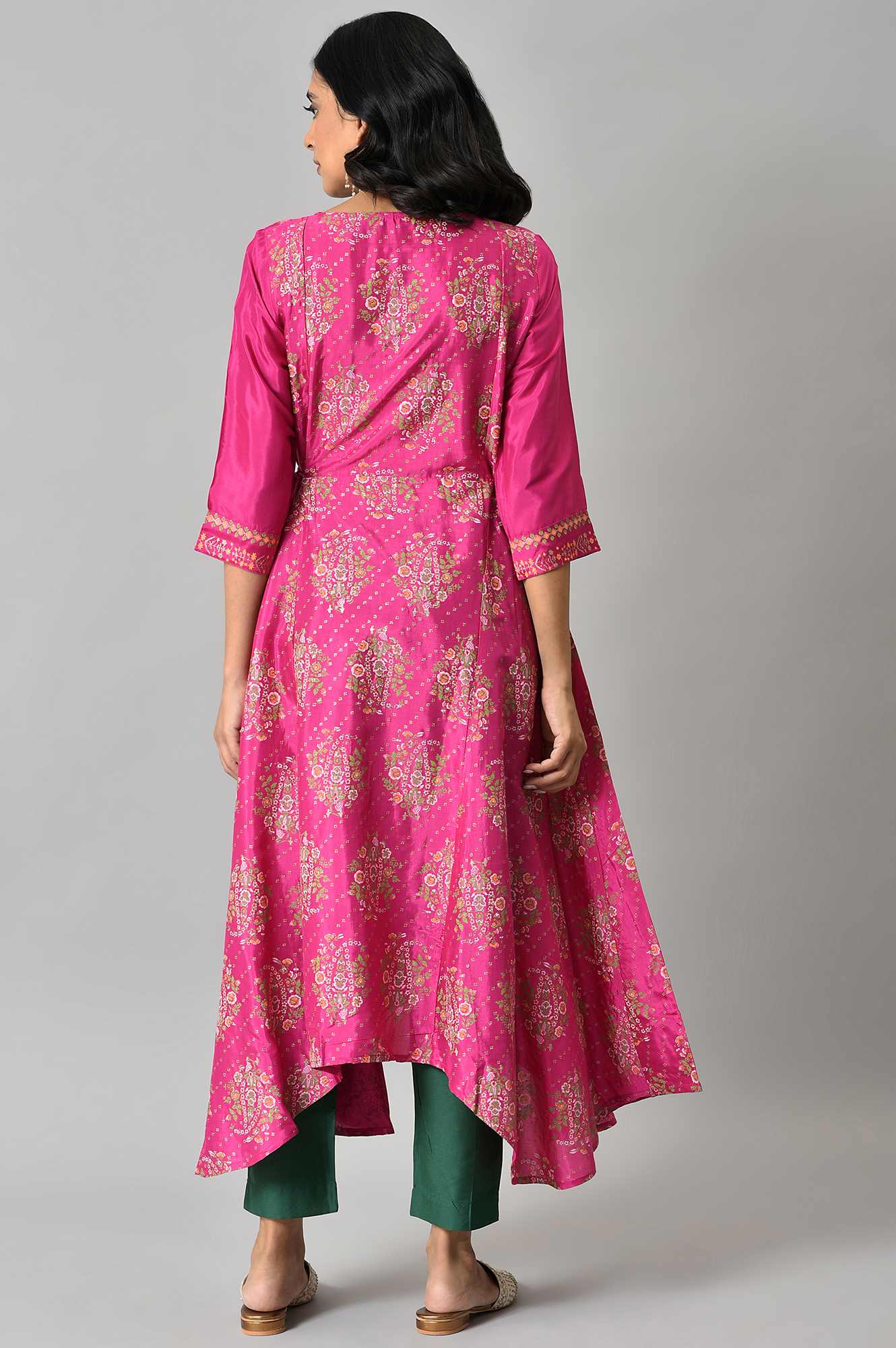 Pink Flared Paisley Print kurta - Image 2