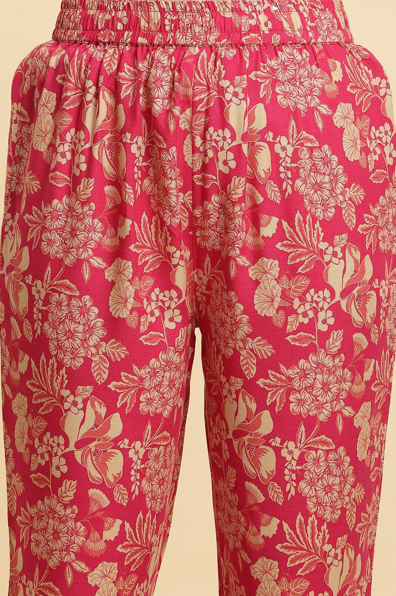 Pink Floral Printed A-Line Kurta, Pants And Dupatta Set - Image 9