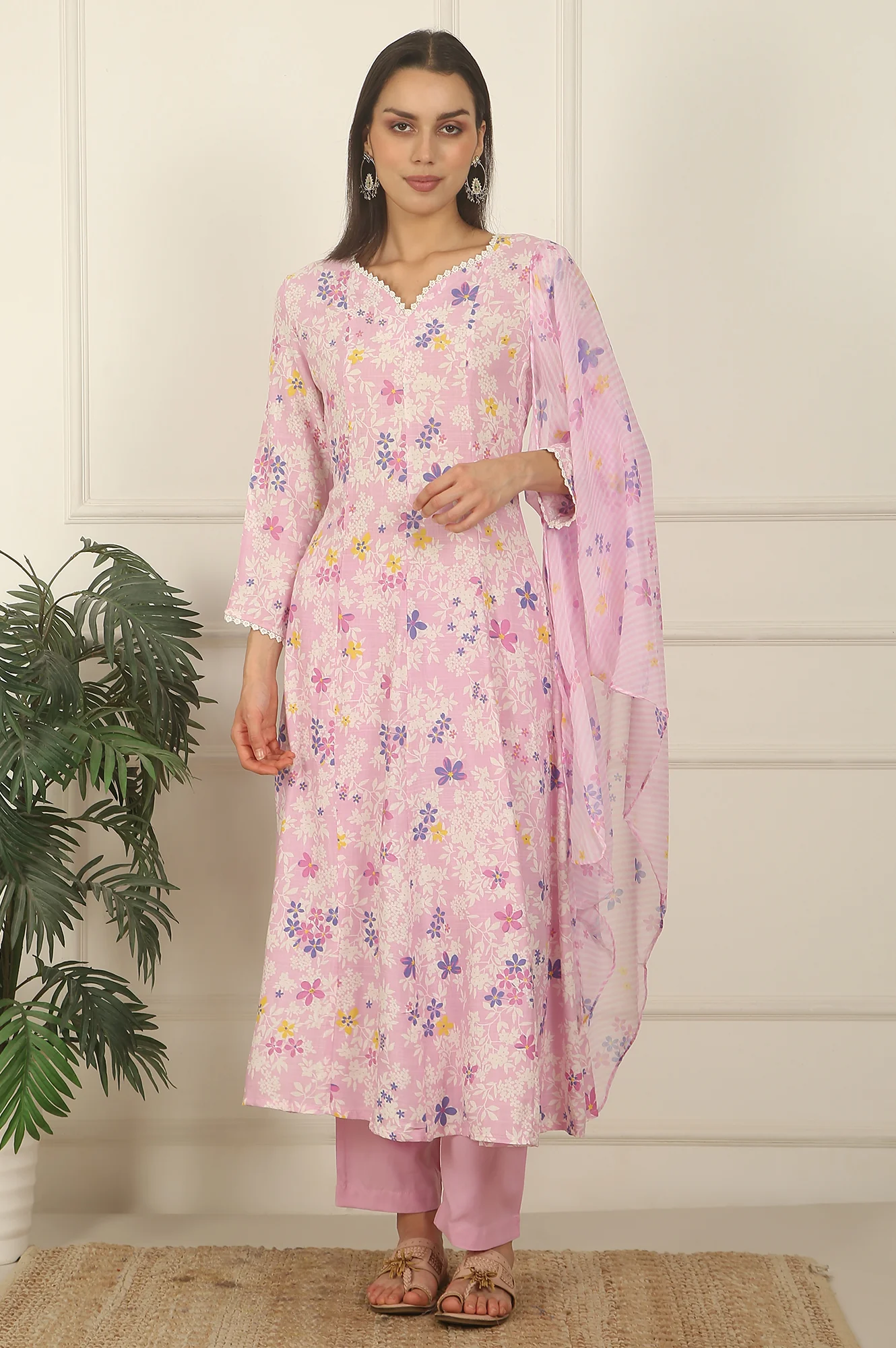 Pink Floral Printed Flared Rayon Kurta, Pants and Dupatta Set - Image 2
