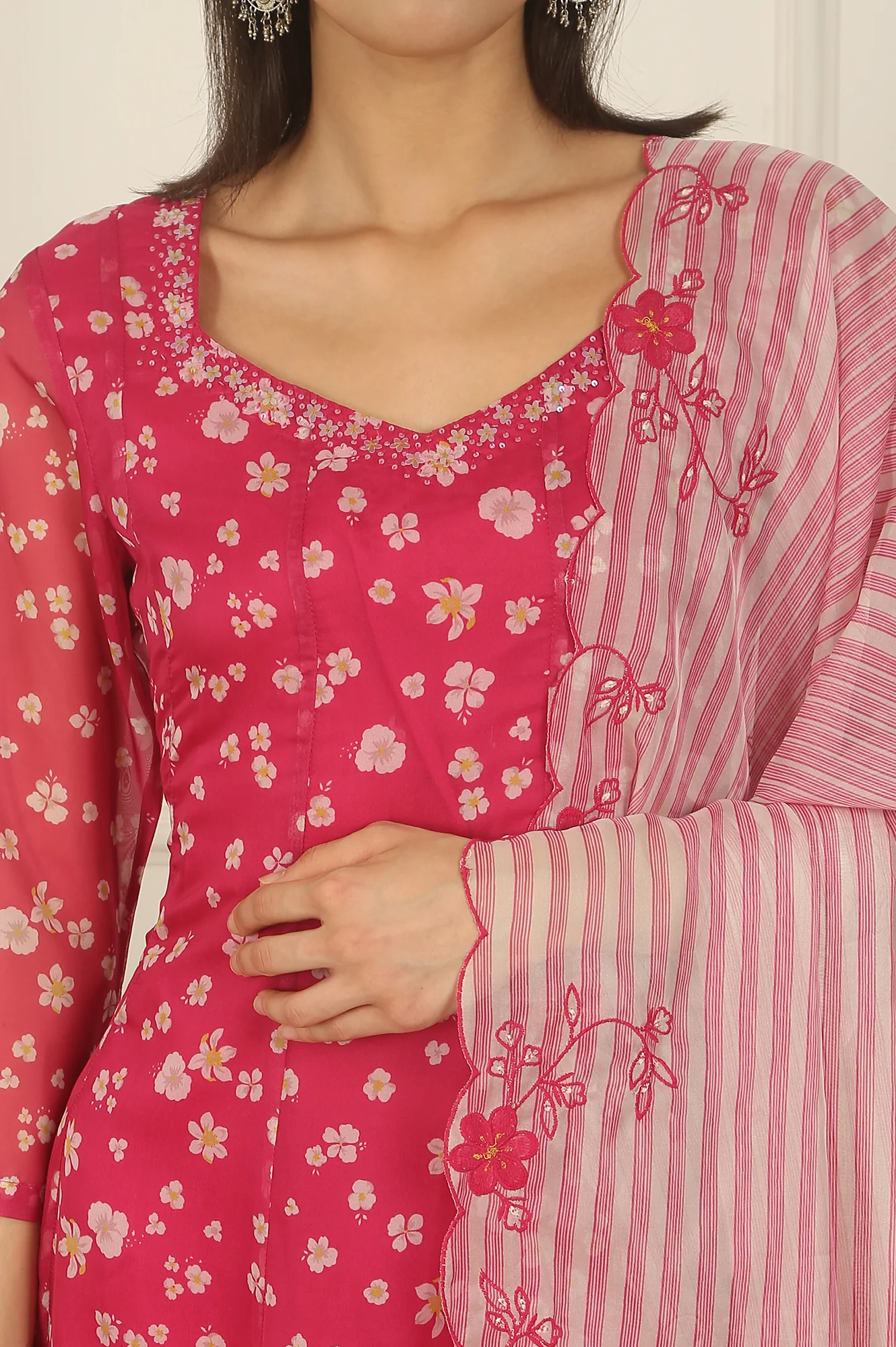 Pink Floral Printed Organza Anarkali Kurta, Pants and Dupatta Set - Image 3