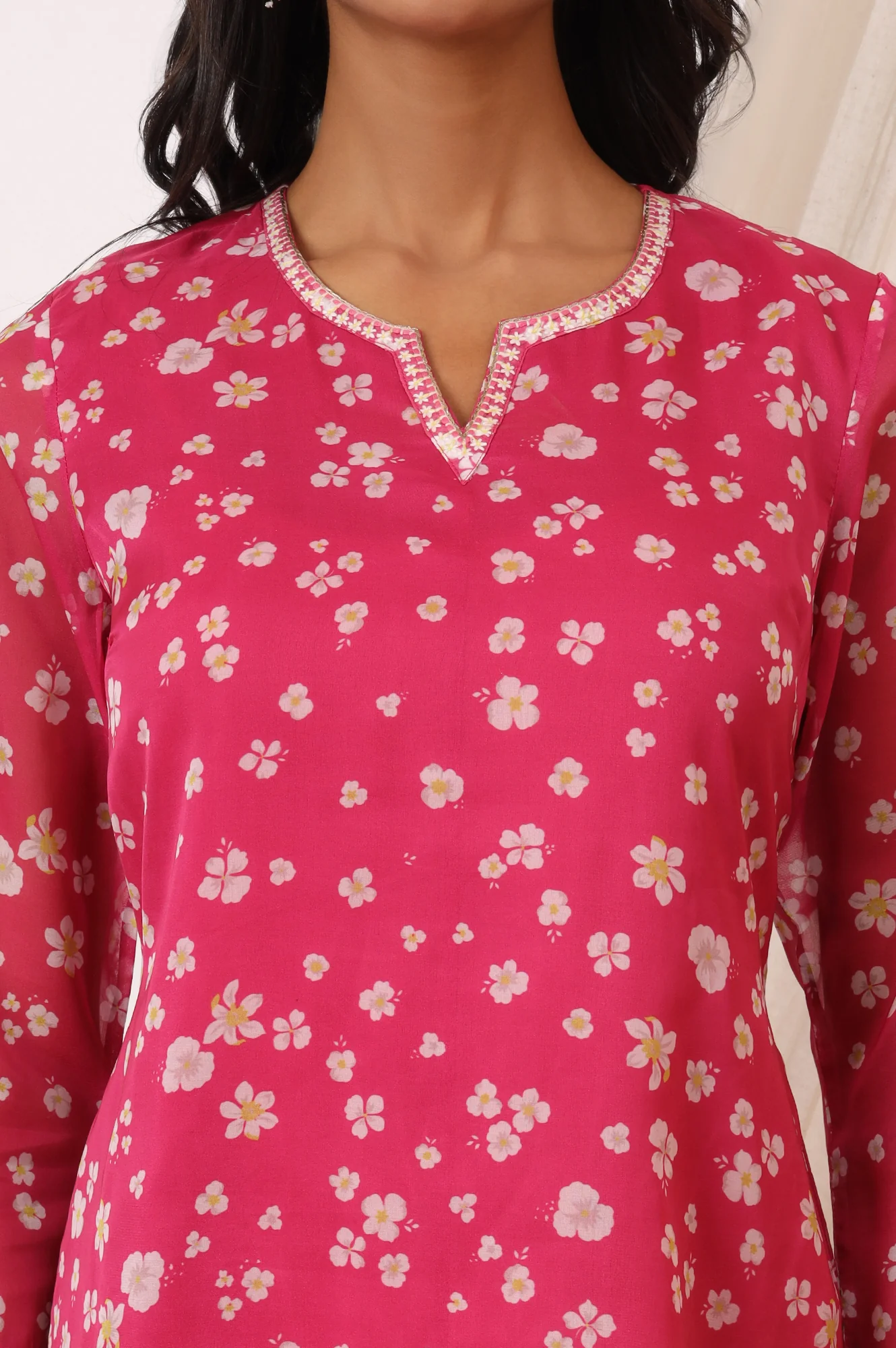 Pink Floral Printed Organza Straight Kurta - Image 3