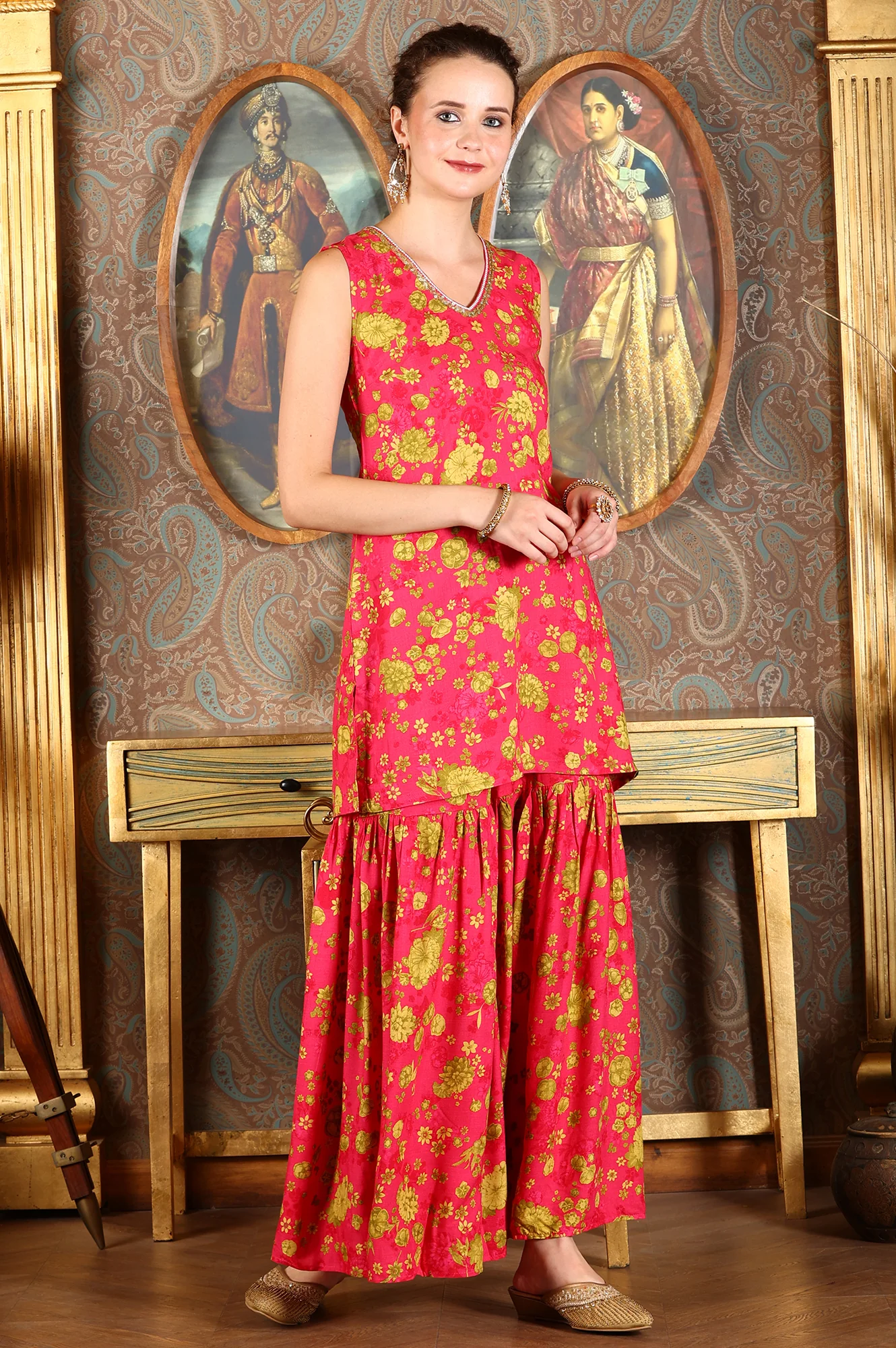 Pink Floral Printed Sleeveless Short Kurta, Sharara And Dupatta Set - Image 5