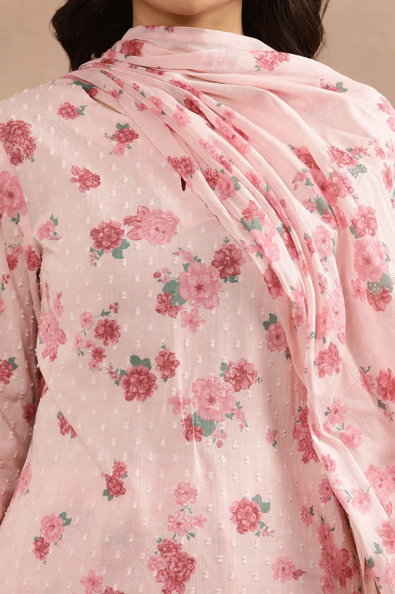 Pink Floral Printed Swiss Dot Kurta, Pants And Dupatta Set - Image 6