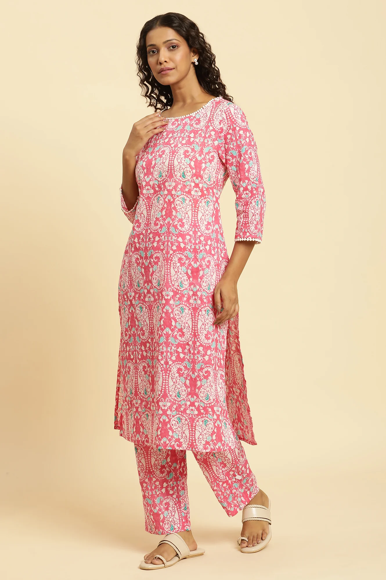 Pink Printed Straight Kurta And Pants Co-Ord Set - Image 3