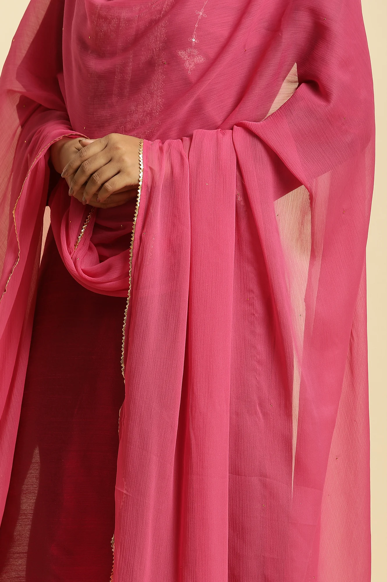 Pink Solid Chiffon Dupatta With Gotta Border - Image 5