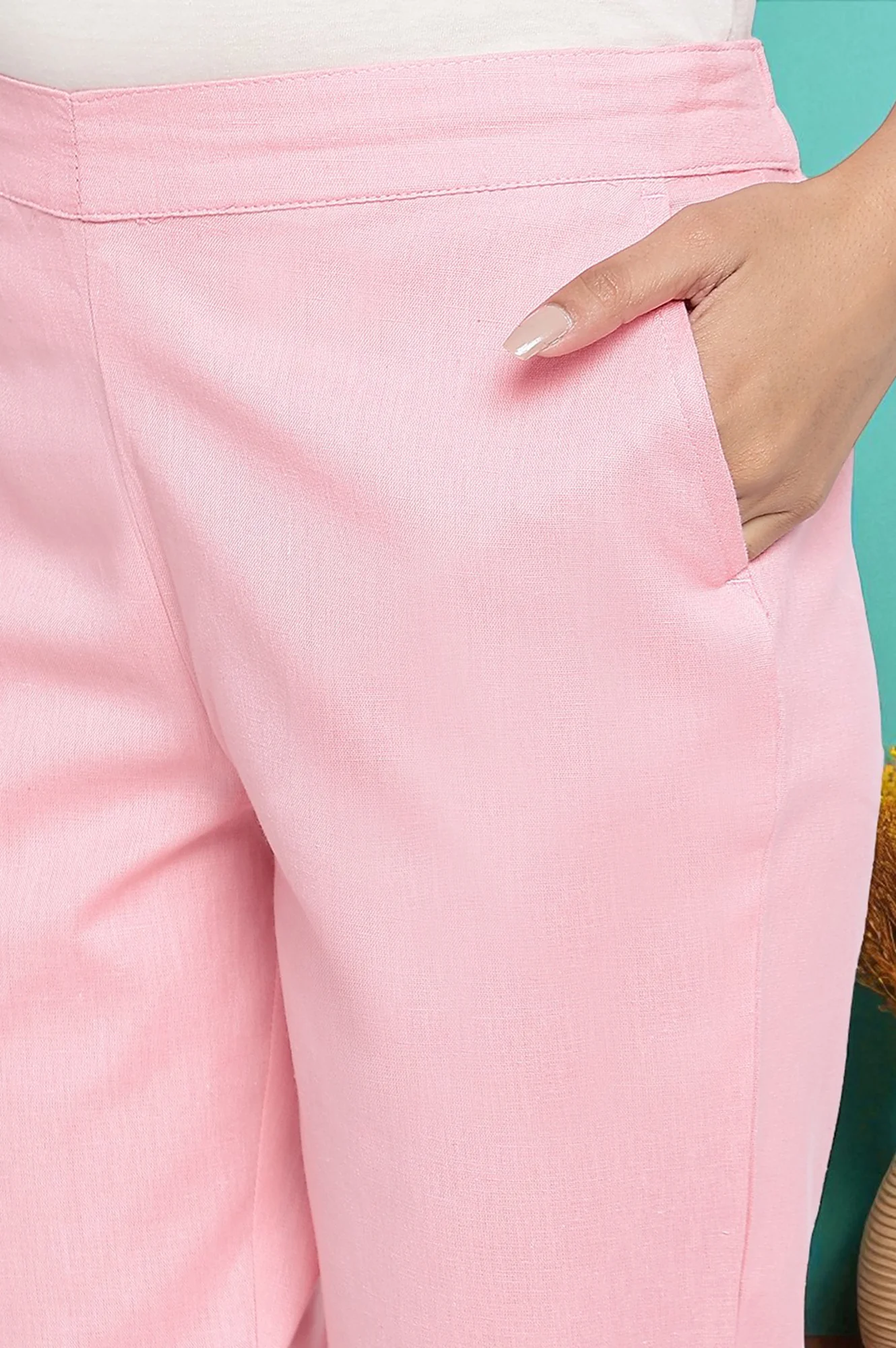 Elleven Women's Pink Solid Cotton Flax Trousers in Ankle Length - Image 7