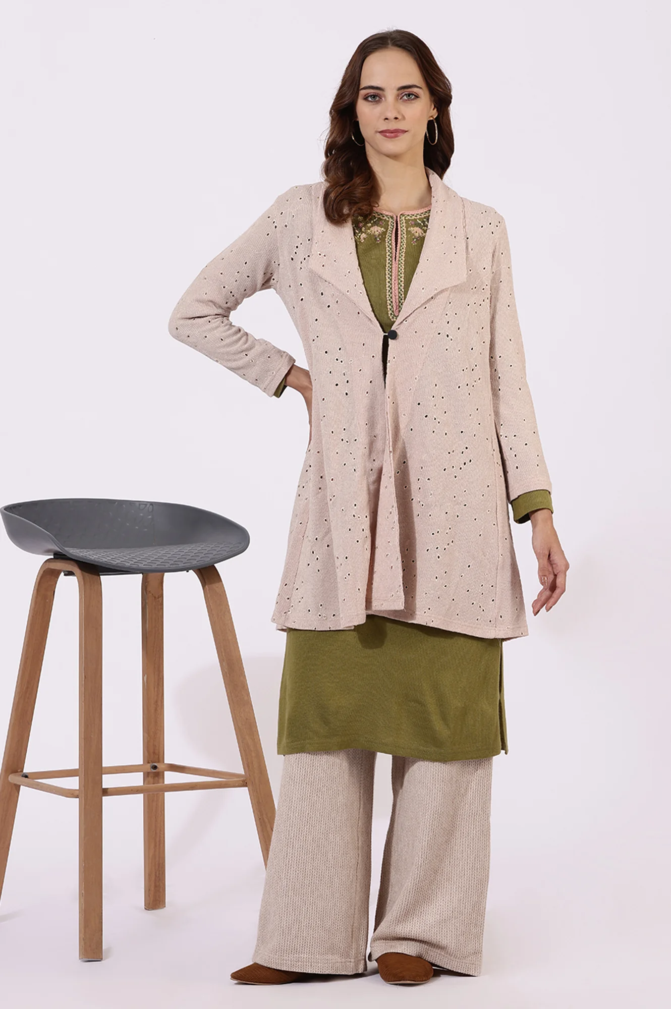 Pink Thread Embroidered Chenille Schifflie Straight Shrug - Image 2