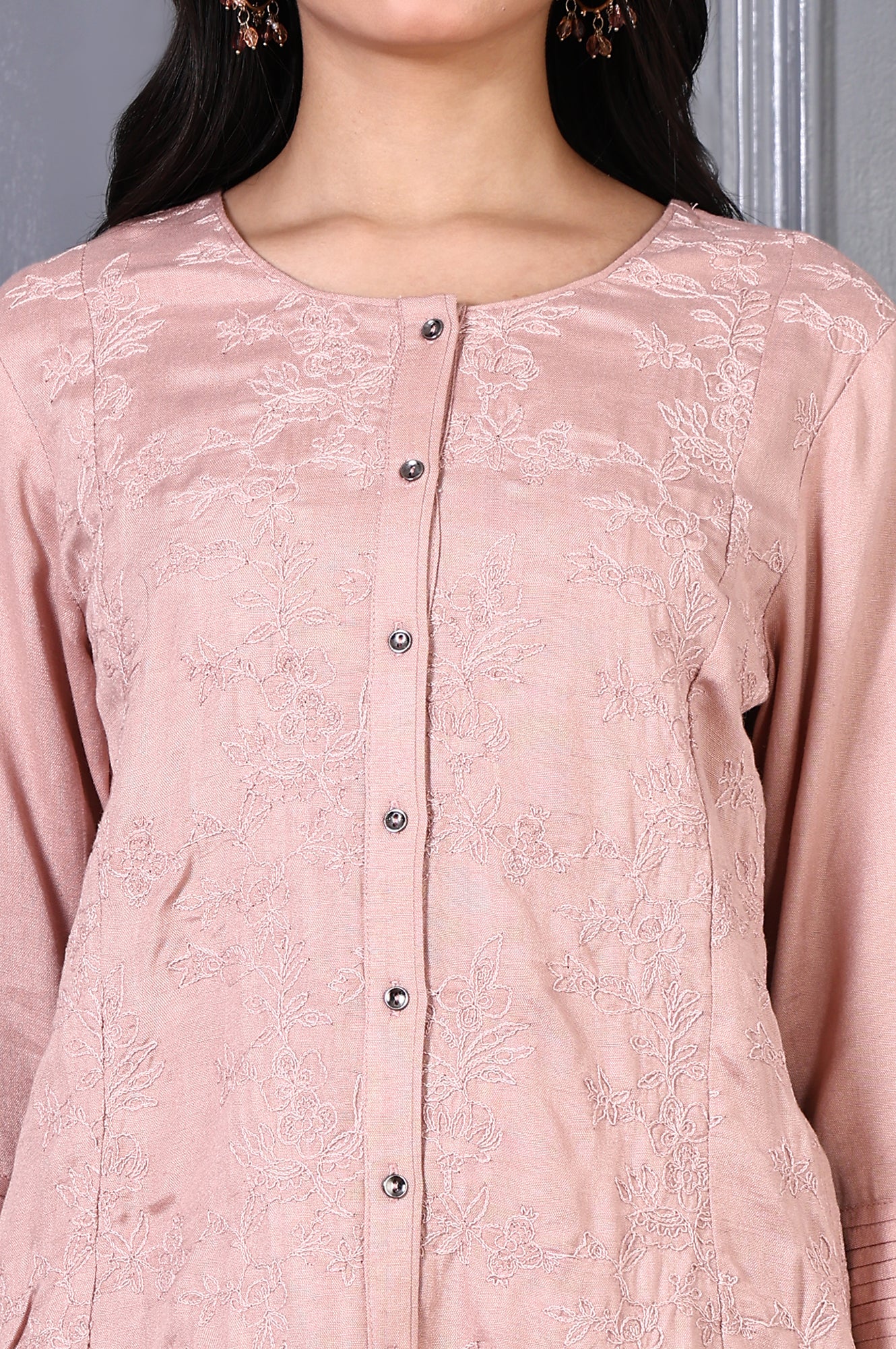 Pink Thread Embroidered Rayon Flax Straight Tunic and Pants Co-ord Set - Image 4