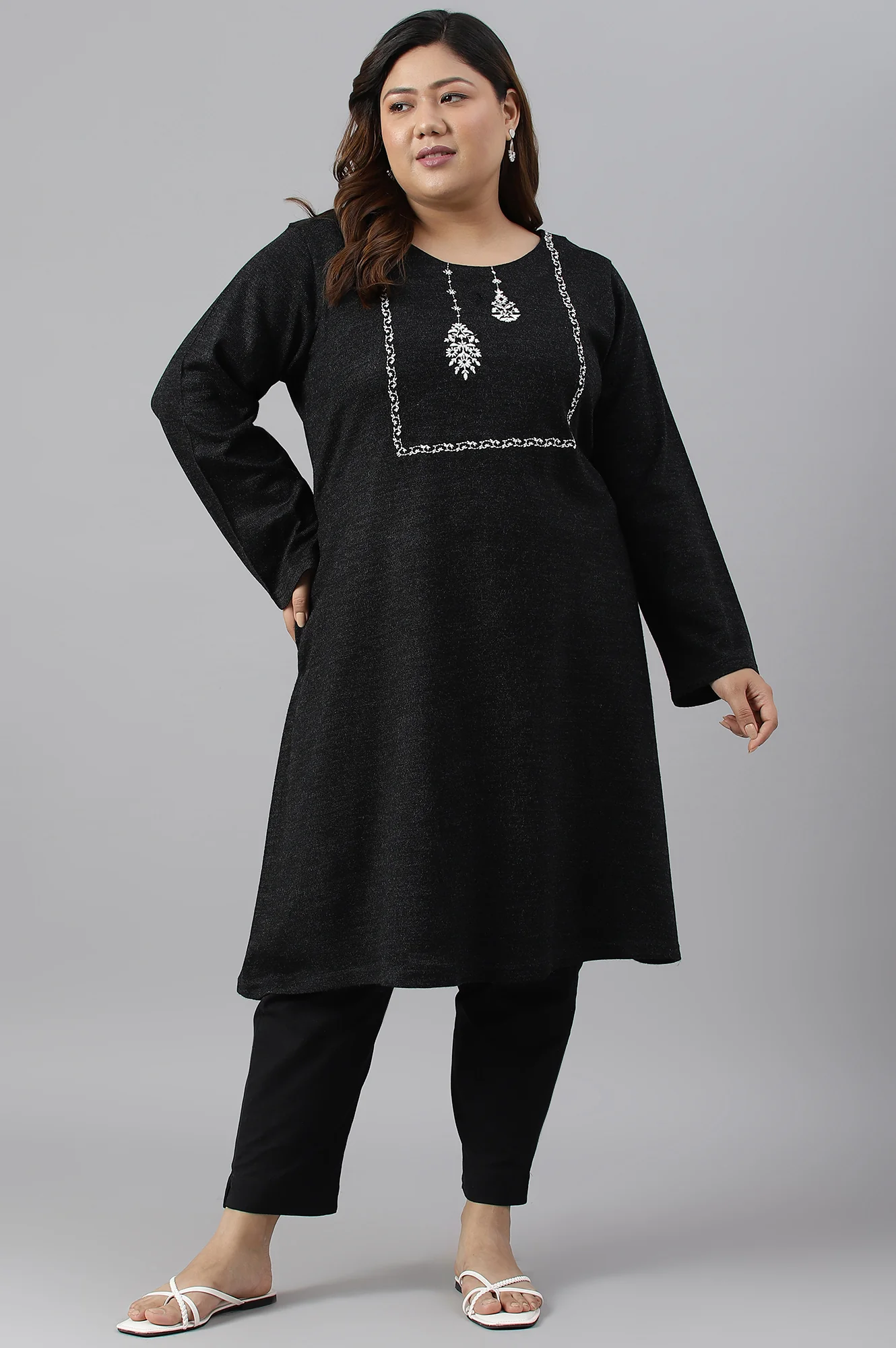Plus Size Black A-Line Embroidered Winter kurta - Image 4