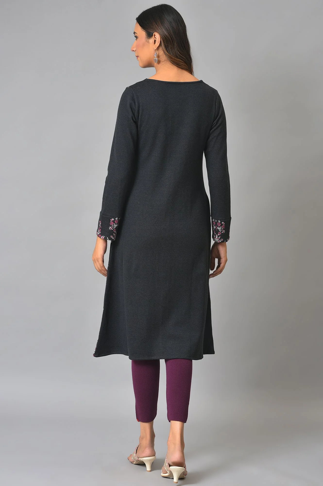 Plus Size Black A-Line Placement Printed Winter kurta - Image 3