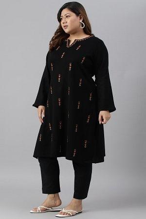 Plus Size Black Acrylic Embroidered Winter kurta - Image 4