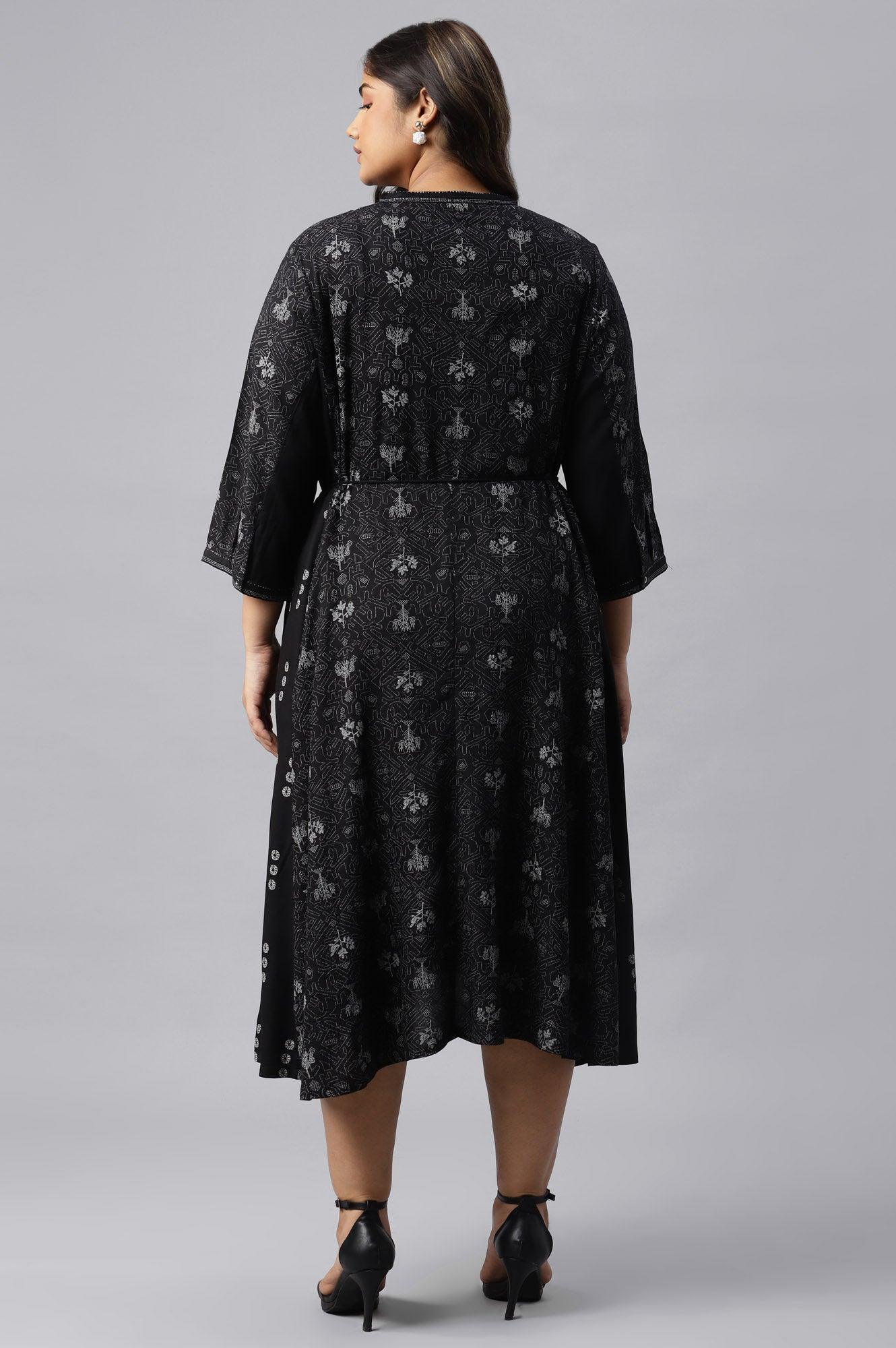 Plus Size Black Floral Printed Panelled Indie Dress - Image 2