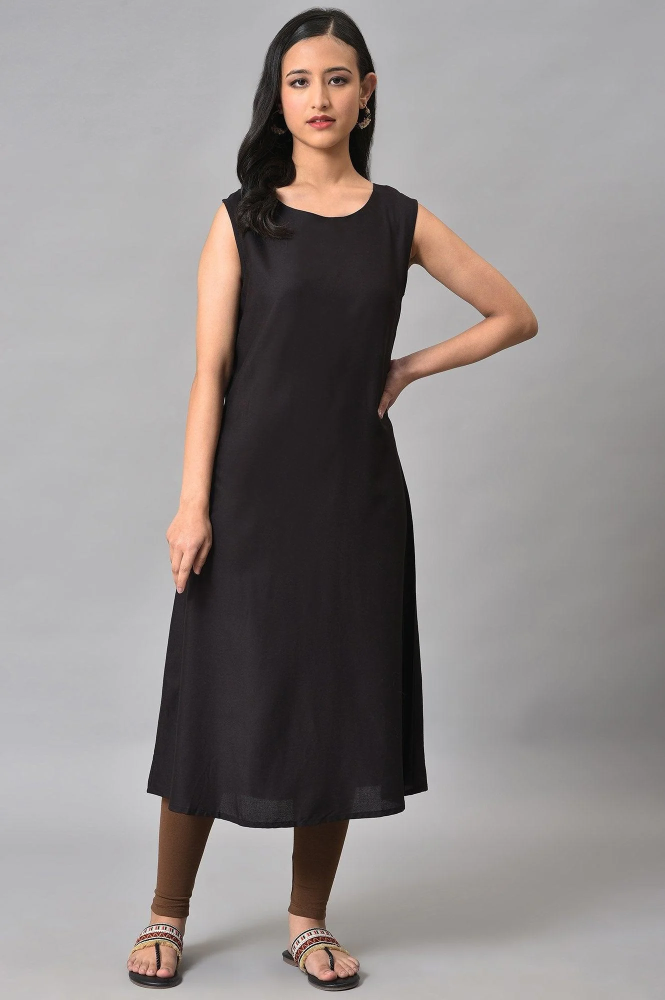 Plus Size Black Kota Jacket With Solid Sleeveless kurta - Image 6