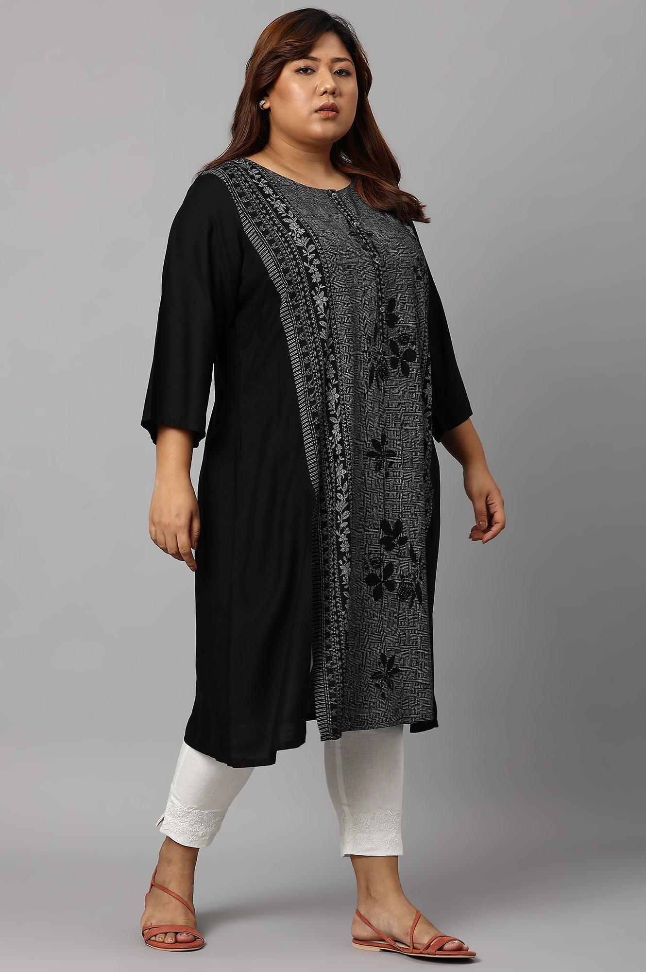 Plus Size Black Panelled kurta With Front Slit - Image 4
