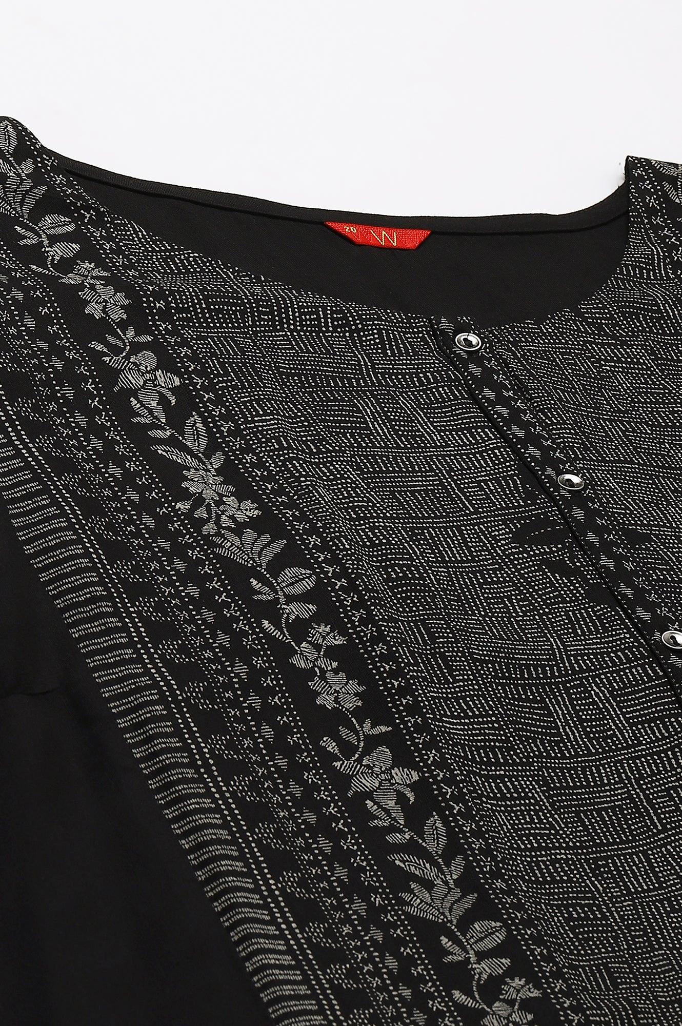 Plus Size Black Panelled kurta With Front Slit - Image 7