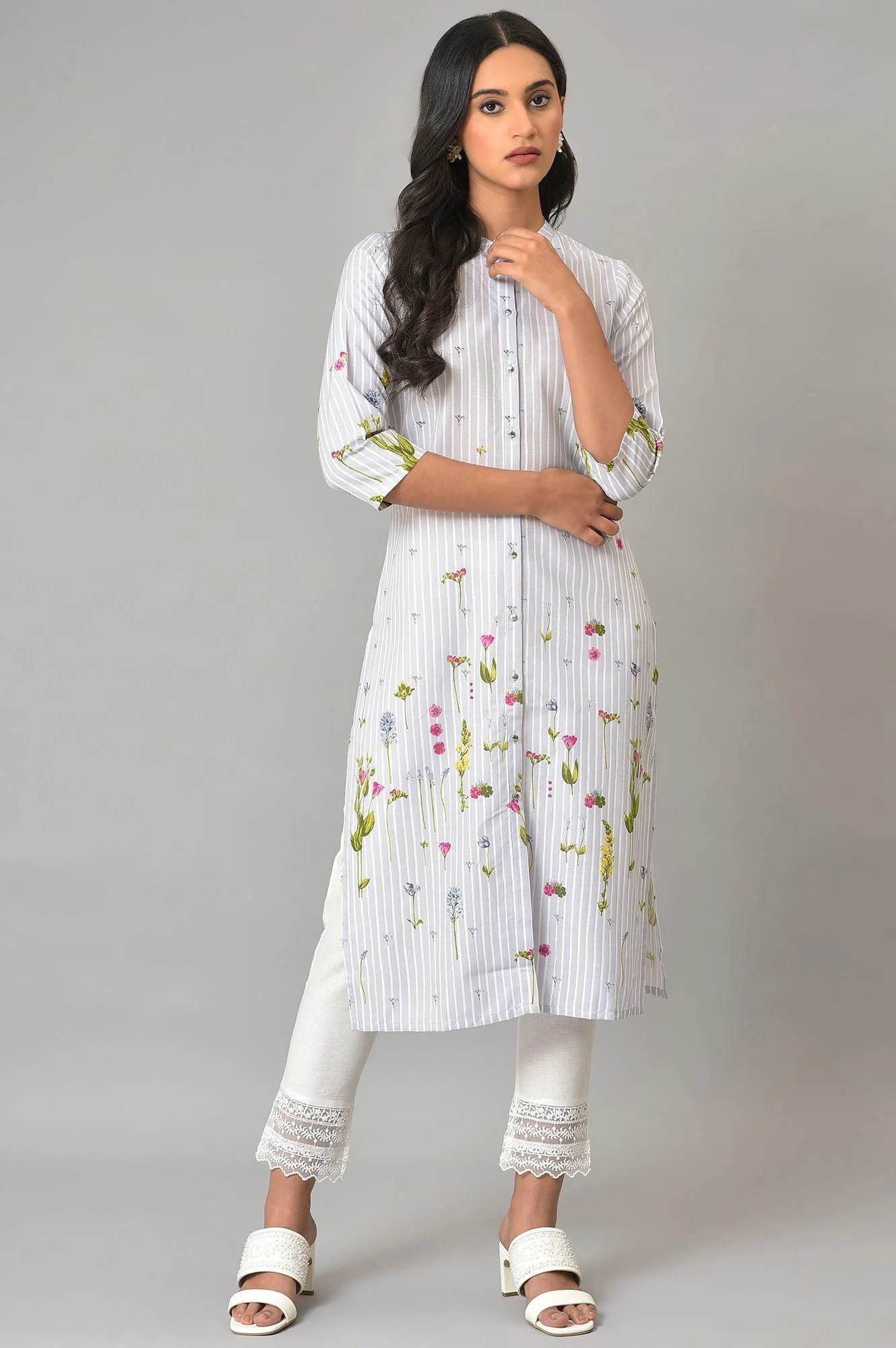 Plus Size Blue Floral Printed Straight kurta - Image 6