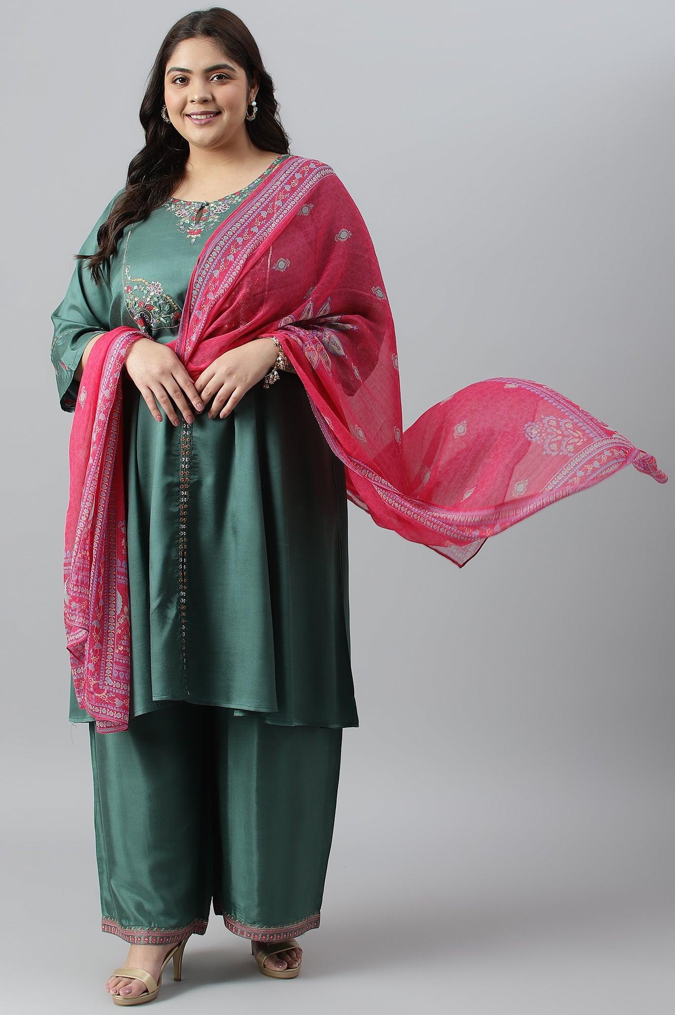 Plus Size Dark Green Embroidered kurta With Parallel Pants And Pink Printed Dupatta - Image 6