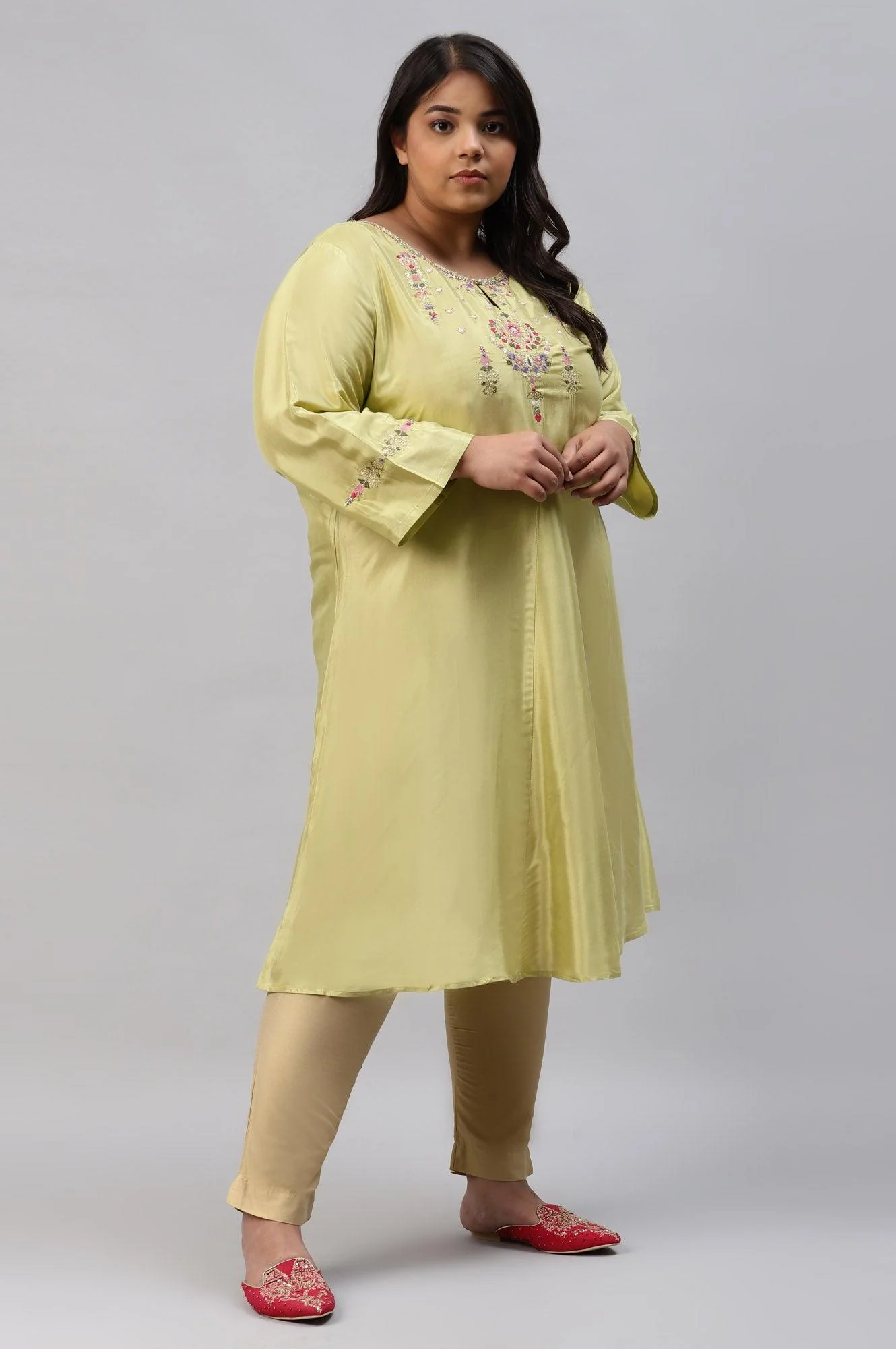 Plus Size Green Embroidered A-Line kurta - Image 4