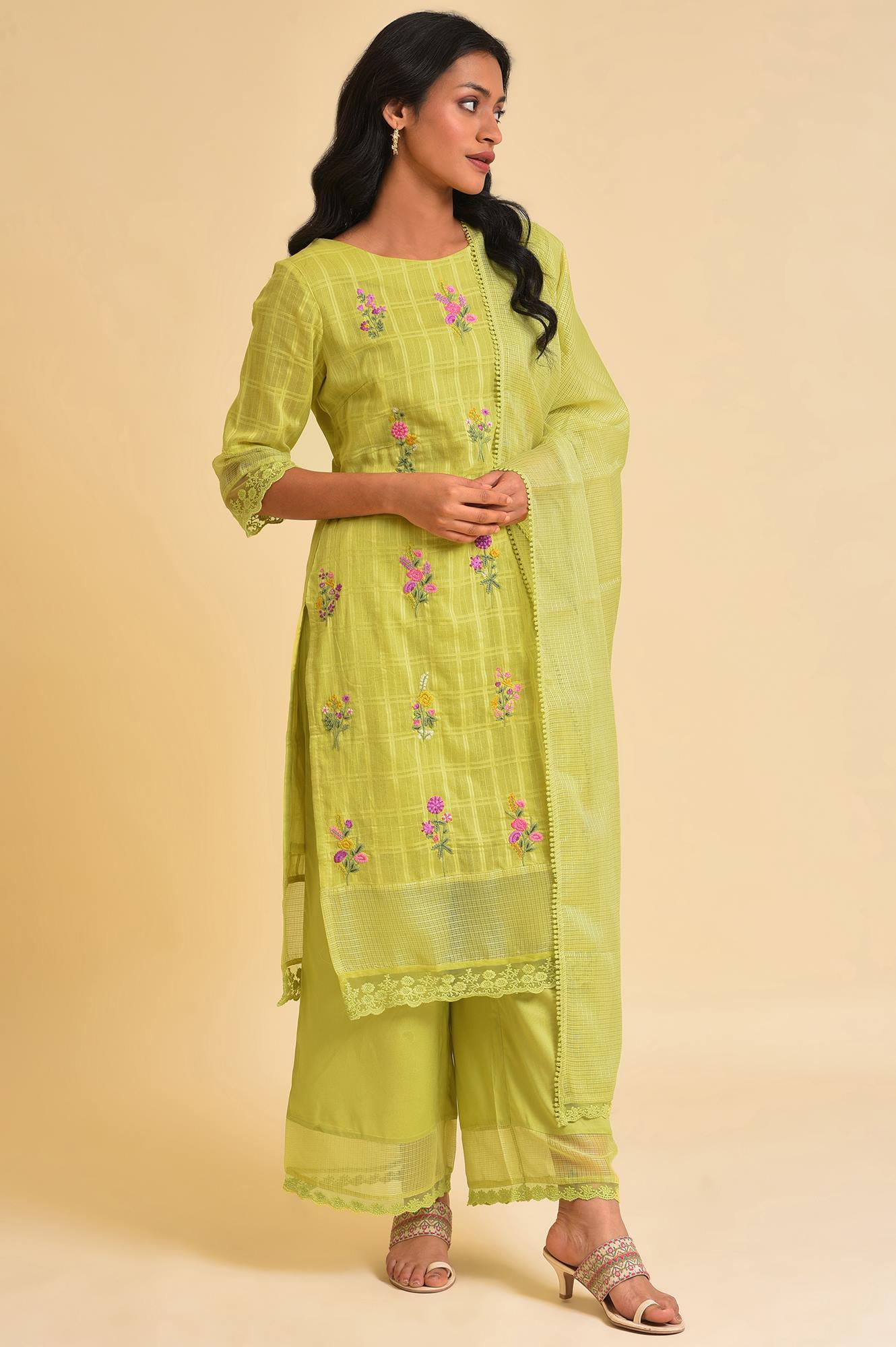 Plus Size Light Green Textured Cotton Embroidered kurta, Parallel Pants & Dupatta Set - Image 4