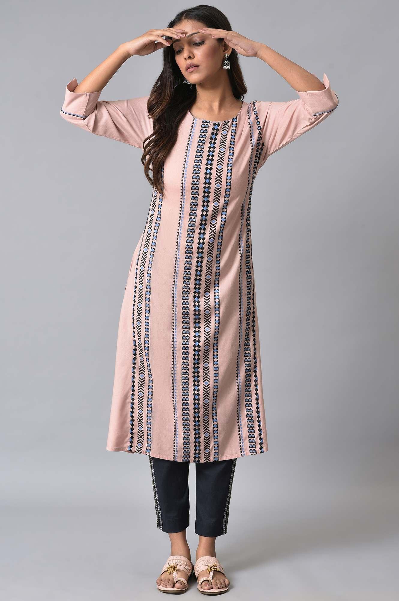 Plus Size Pink Dobby Printed kurta - Image 8