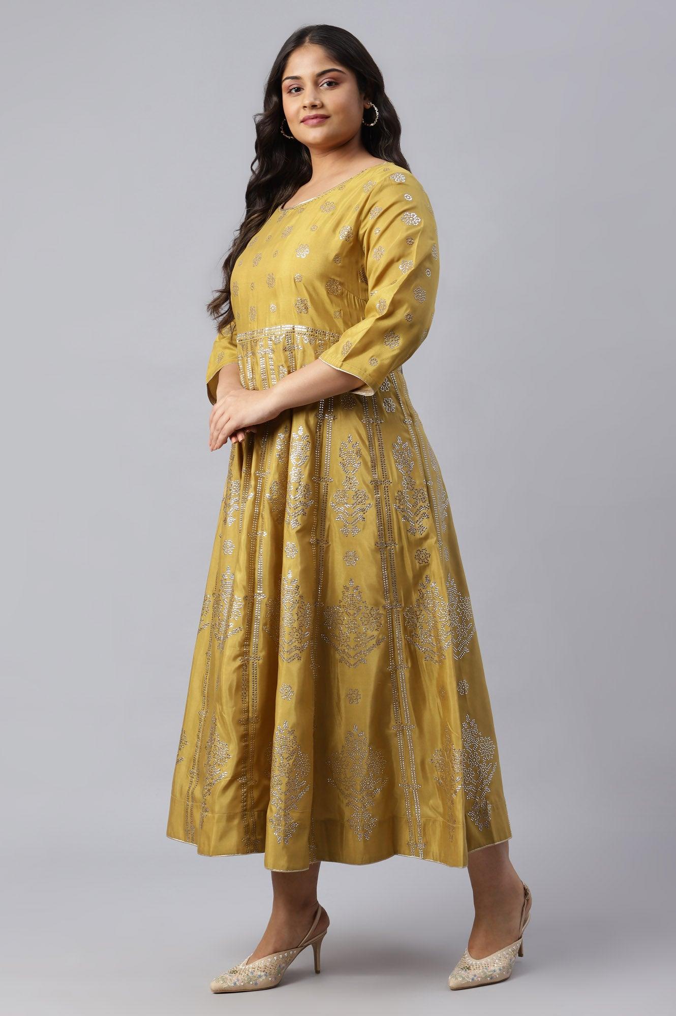 Plus Size Yellow Panelled Kalidar Ethnic Dress With Sequin - Image 3