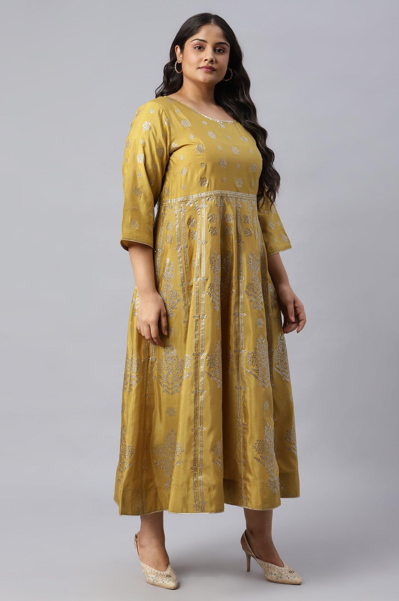 Plus Size Yellow Panelled Kalidar Ethnic Dress With Sequin - Image 4