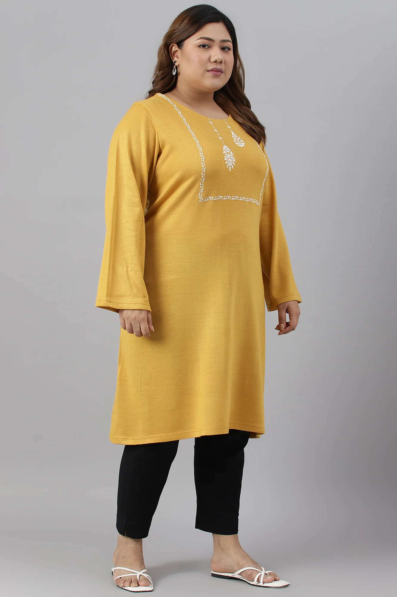 Plus Size Yellow Winter kurta With Embroidered Yoke - Image 3