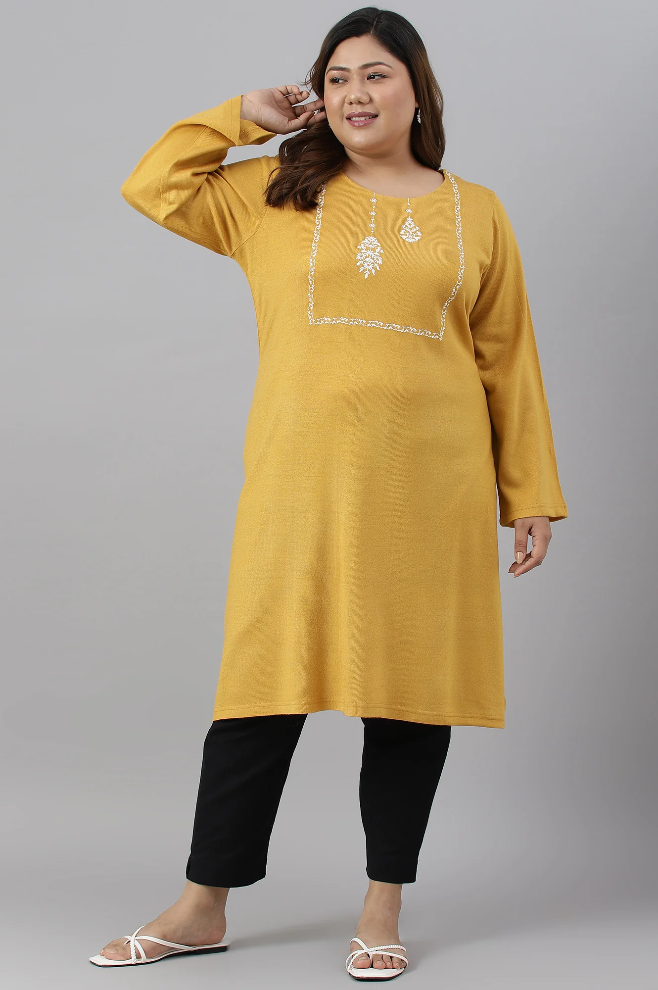 Plus Size Yellow Winter kurta With Embroidered Yoke - Image 5