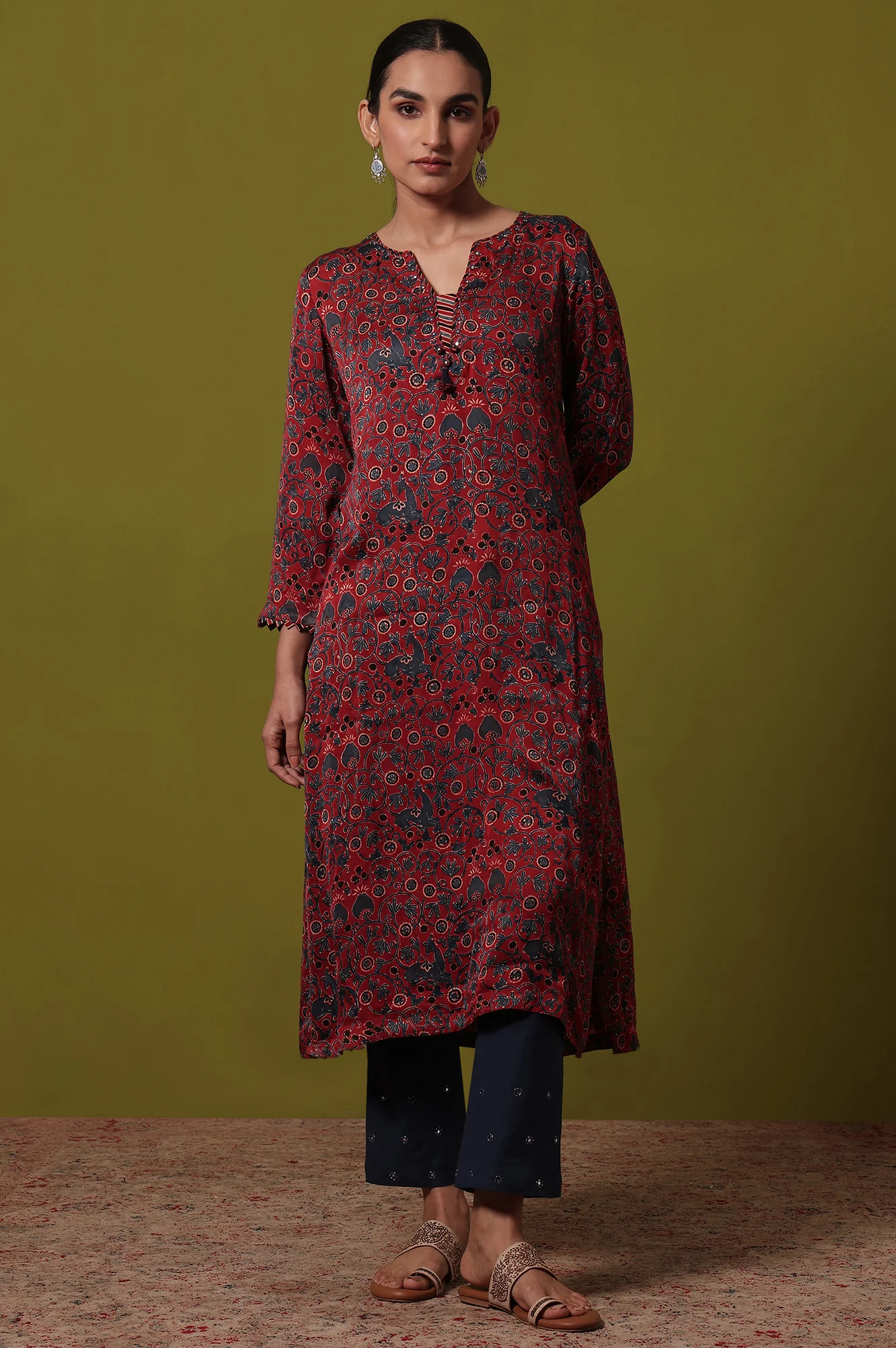 Printed  A-line Viscose Kurta - Image 2