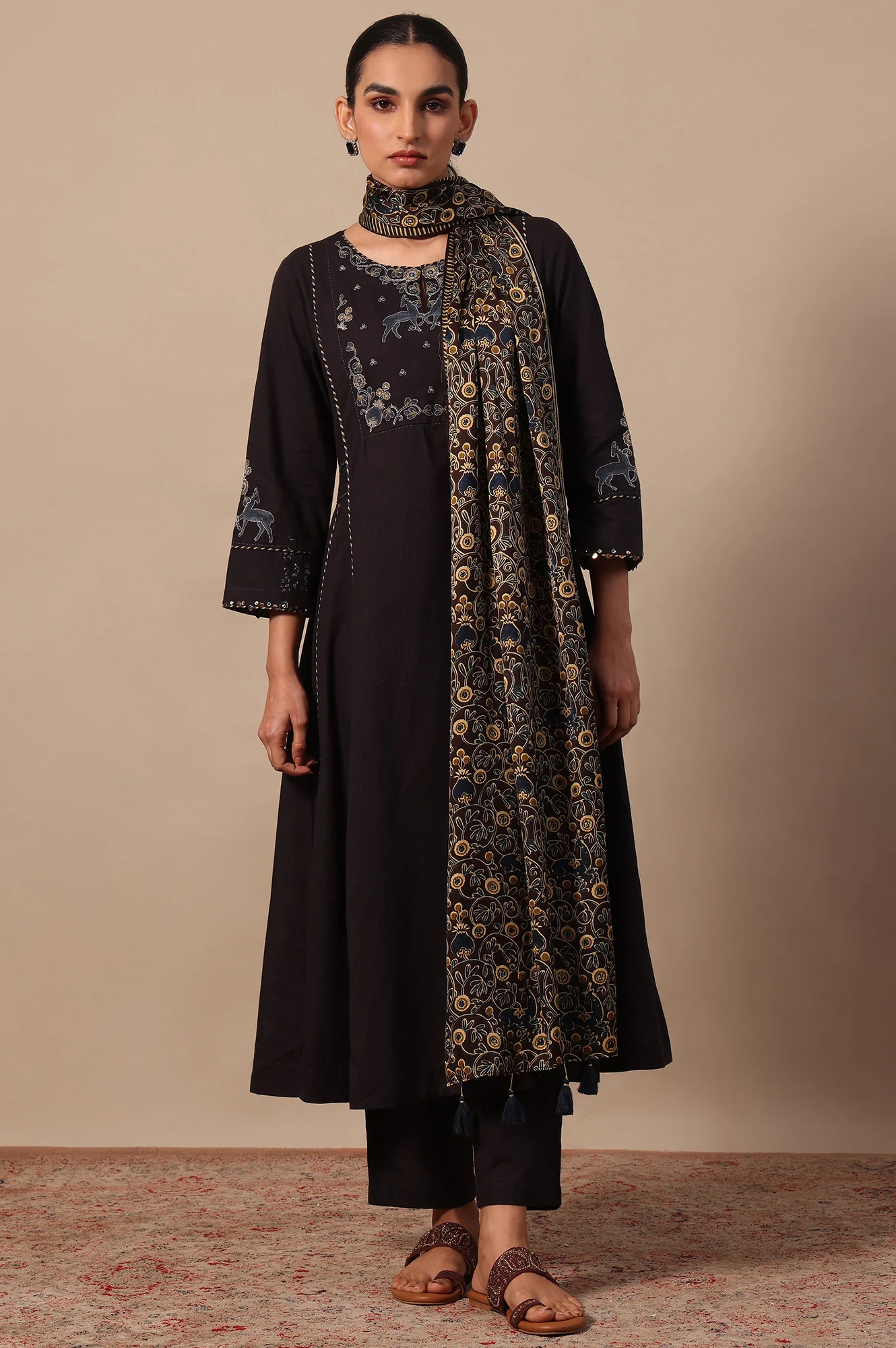 Printed Thread Embroidery Flared Pure Cotton Kurta & Straight Pants with Dupatta Set - Image 3