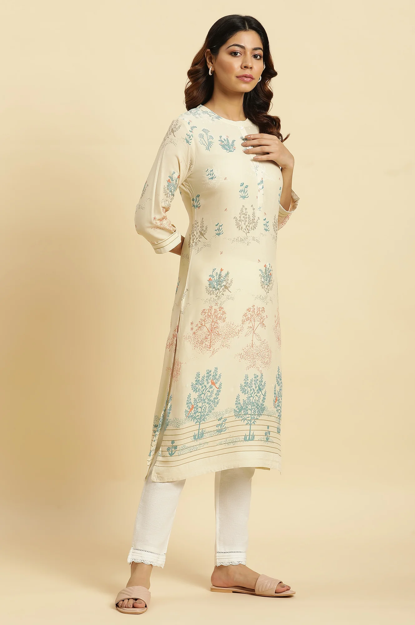 Beige Floral Printed Kurta - Image 5