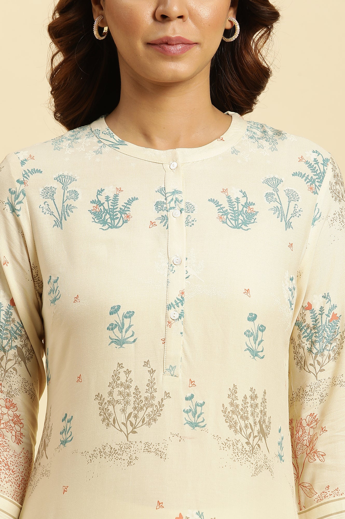 Beige Floral Printed Kurta - Image 6