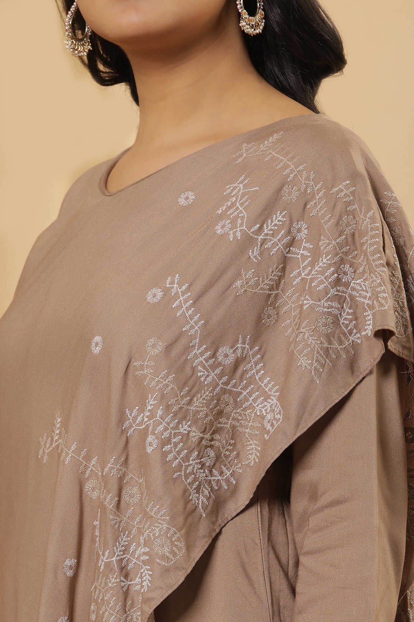 Beige Saree Drape Kurta And Pants Set - Image 7