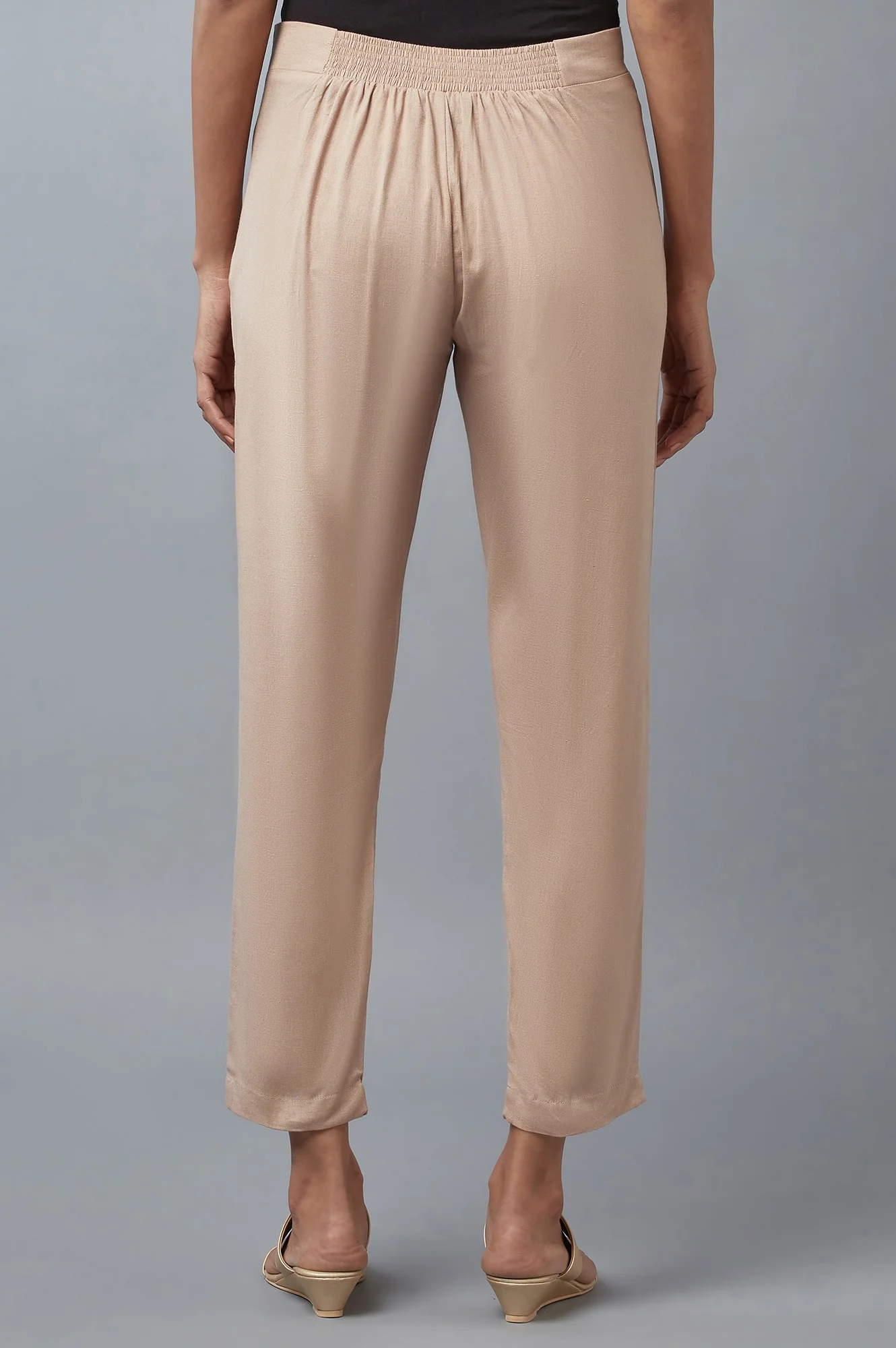 Beige Solid Straight Trousers in Mid-Rise - Image 3